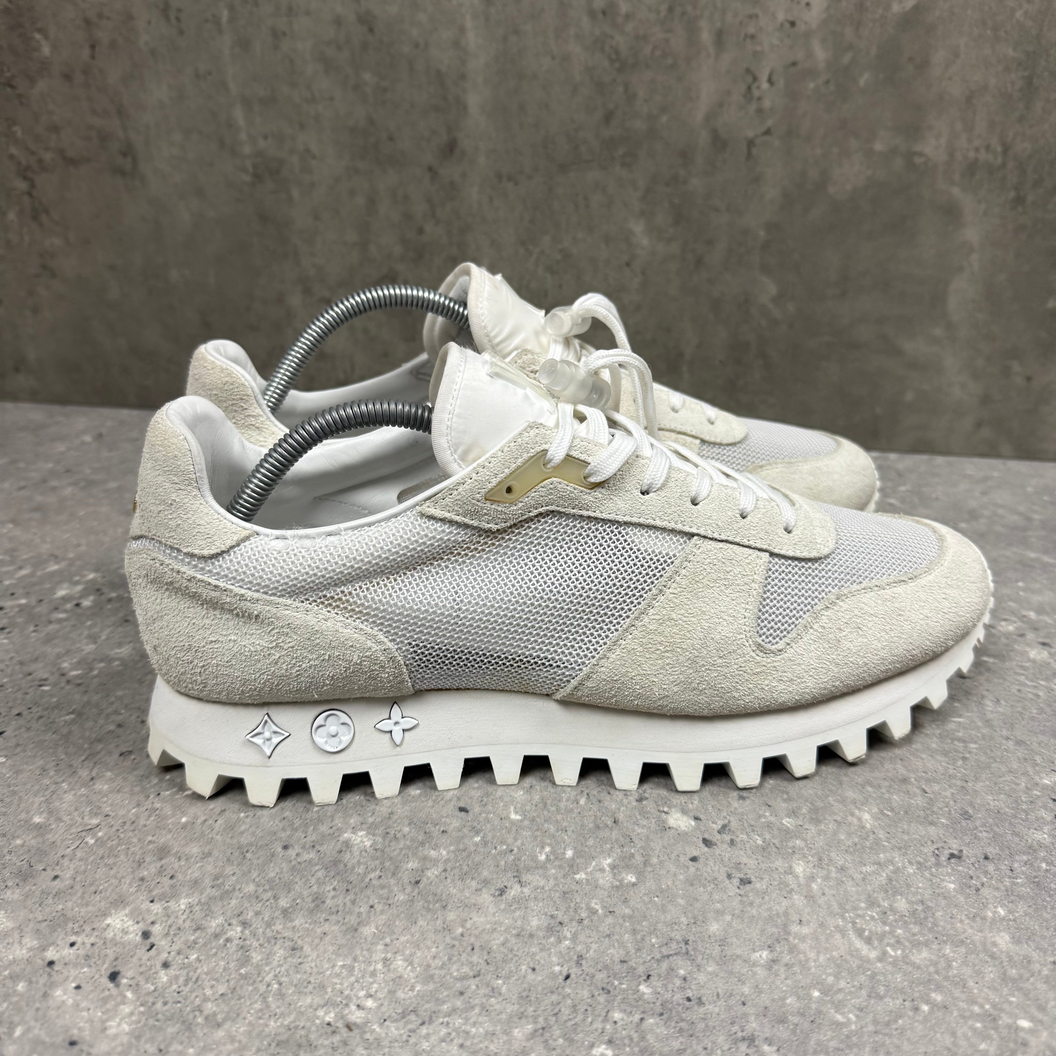 LOUIS VUITTON RUNAWAYS WHITE - EU 42.5 (FITS UK 9.5)