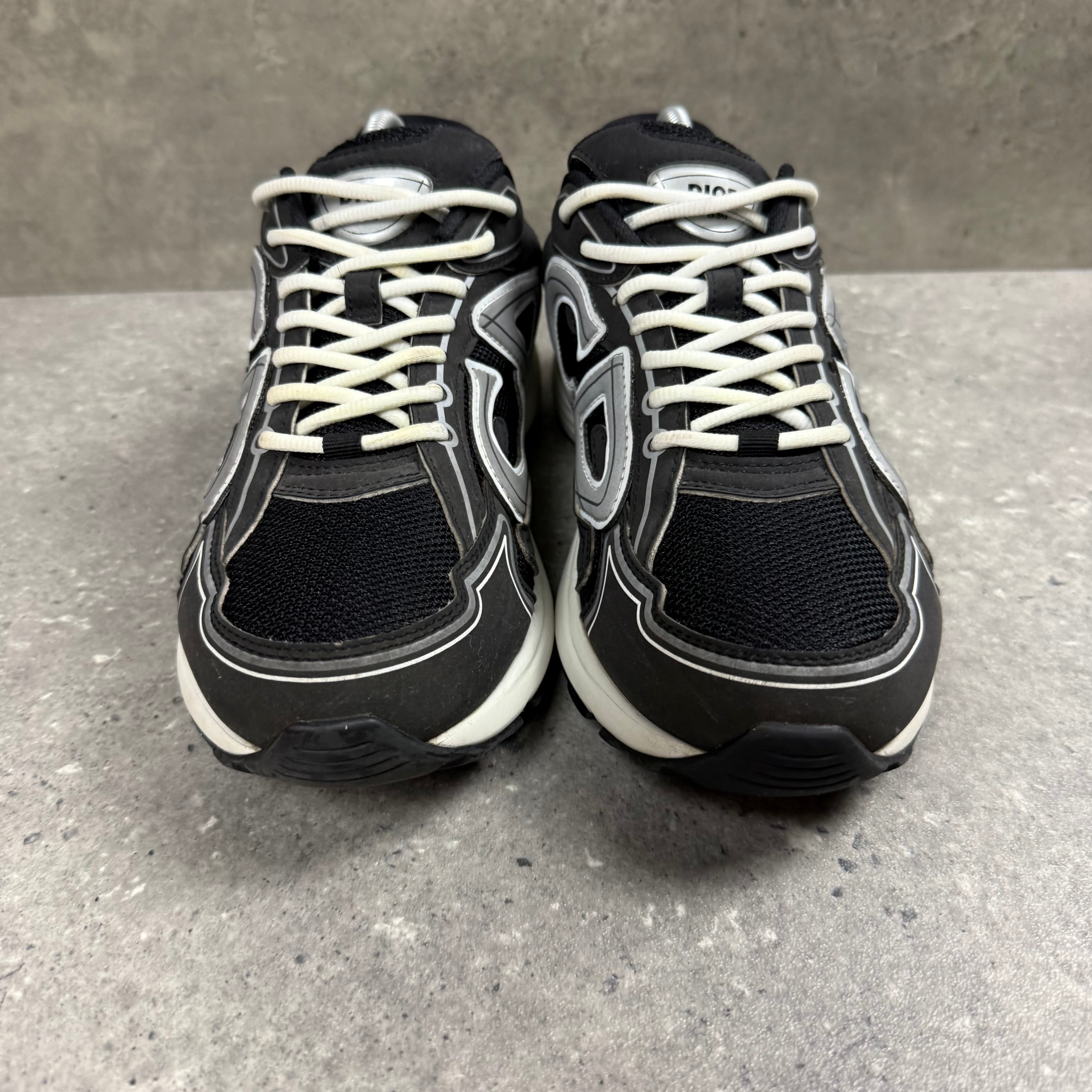 DIOR B30 BLACK - (EU41.5 / UK7.5)