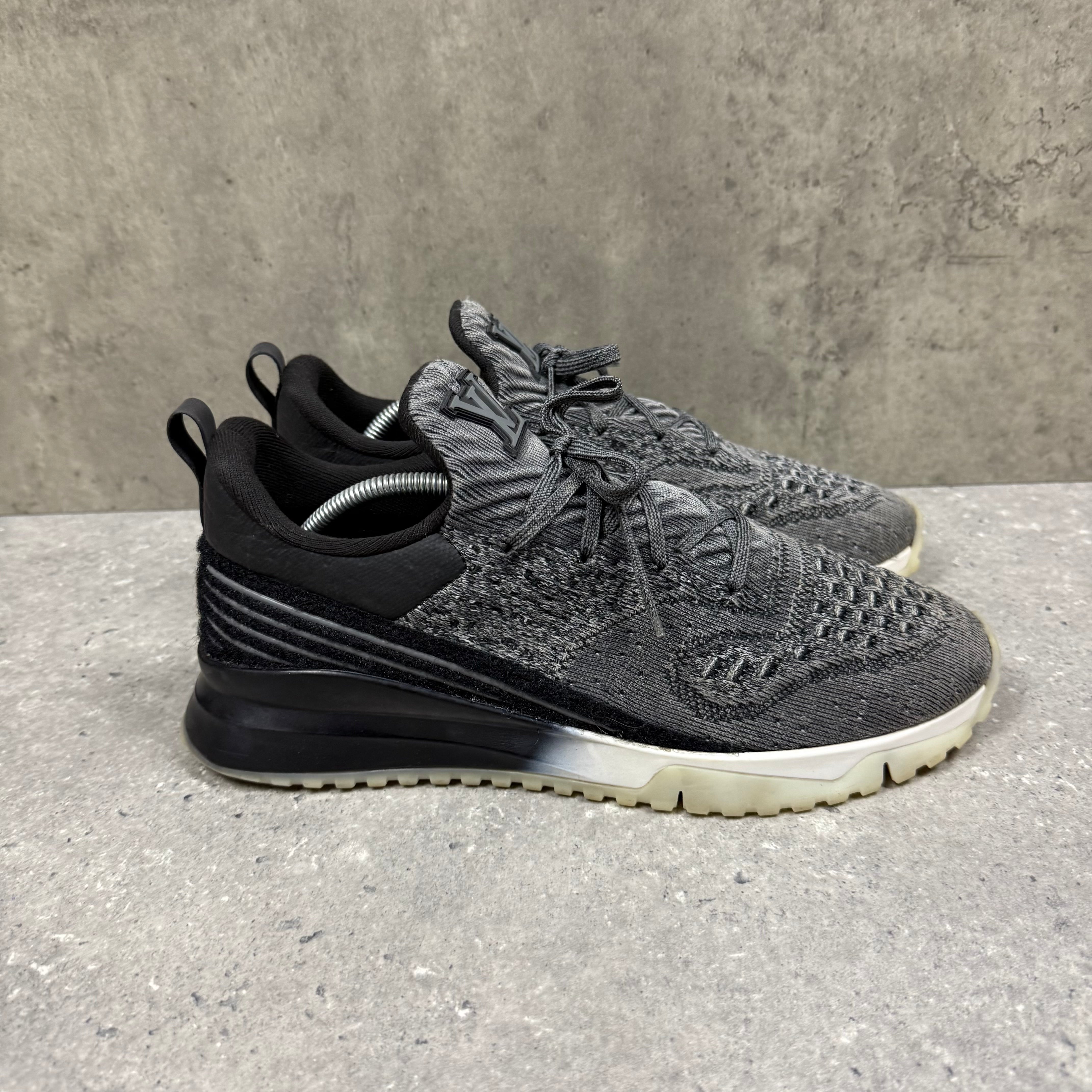 LOUIS VUITTON VNR GREY - EU 43.5 (FITS UK 10.5)