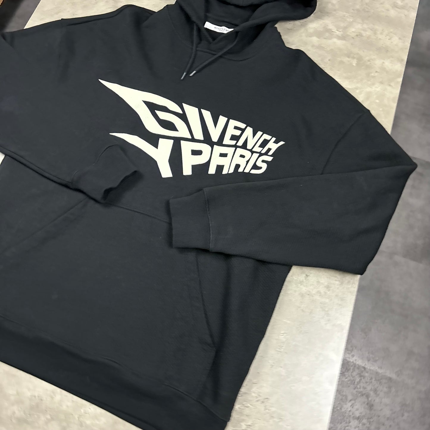 GIVENCHY PARIS HOODIE (FITS S/M)