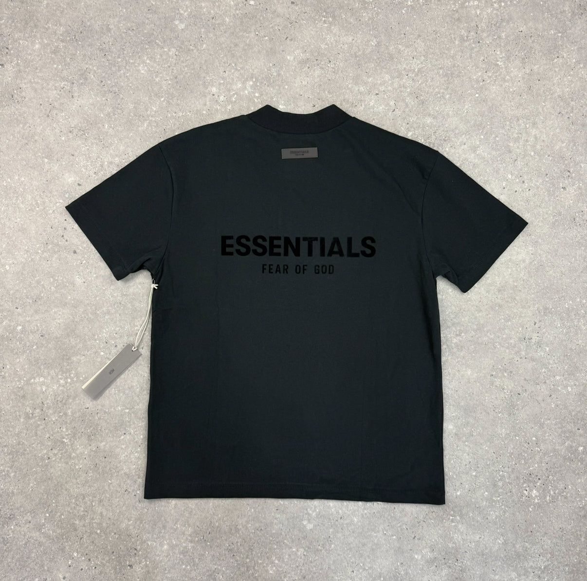 ESSENTIALS SS22 - T-SHIRT & SHORT SET - STRETCH LIMO