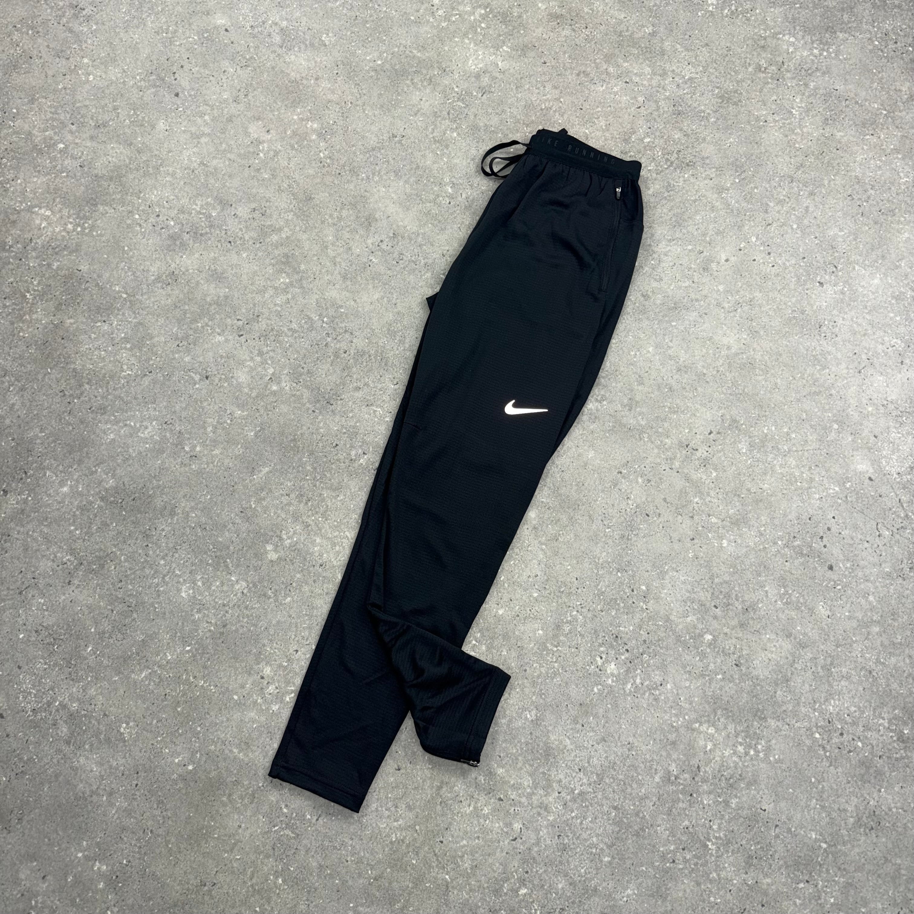 Nike ADV STRIDE T-SHIRT & PANT SET - WHITE/BLACK