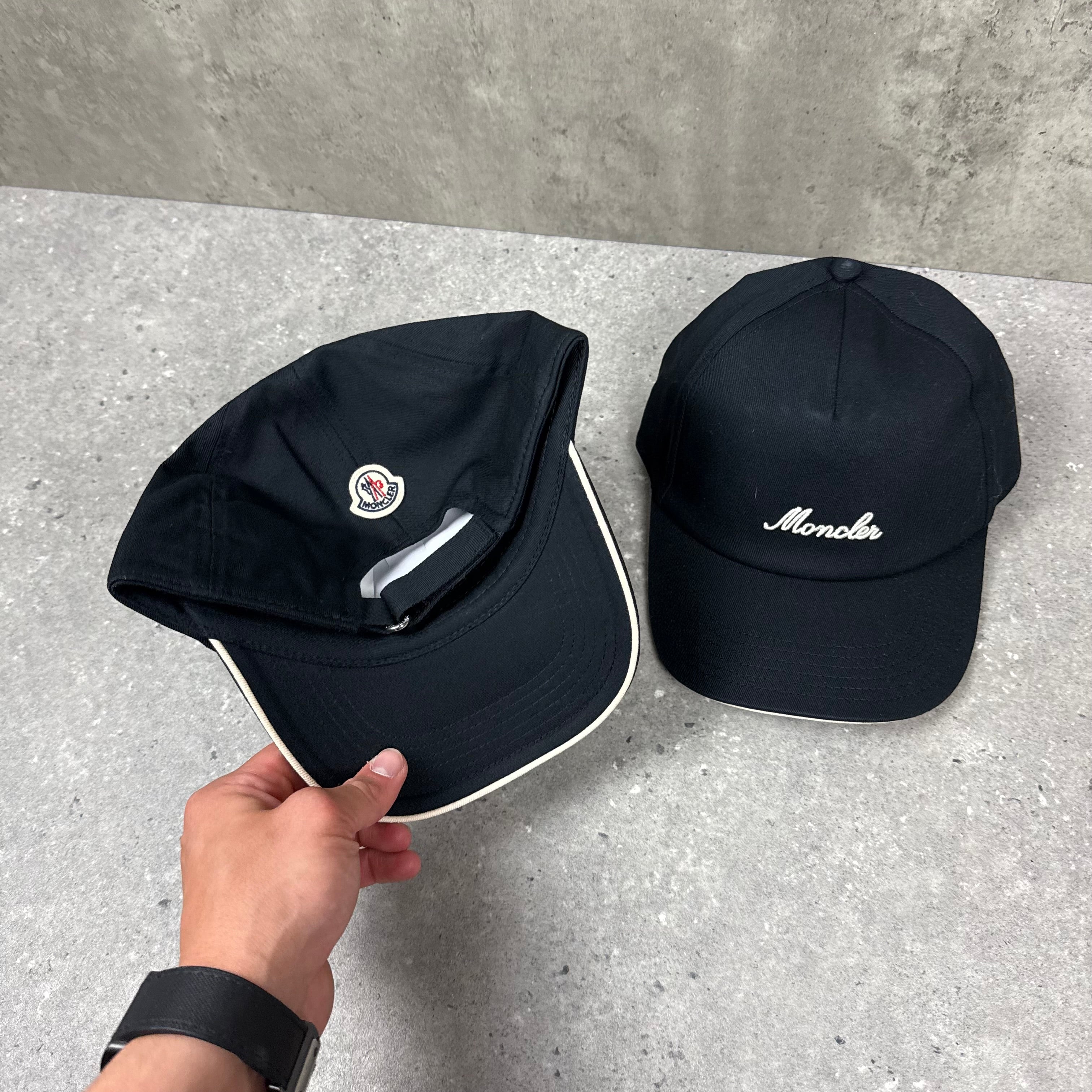 MONCLER LOGO CAP - BLACK