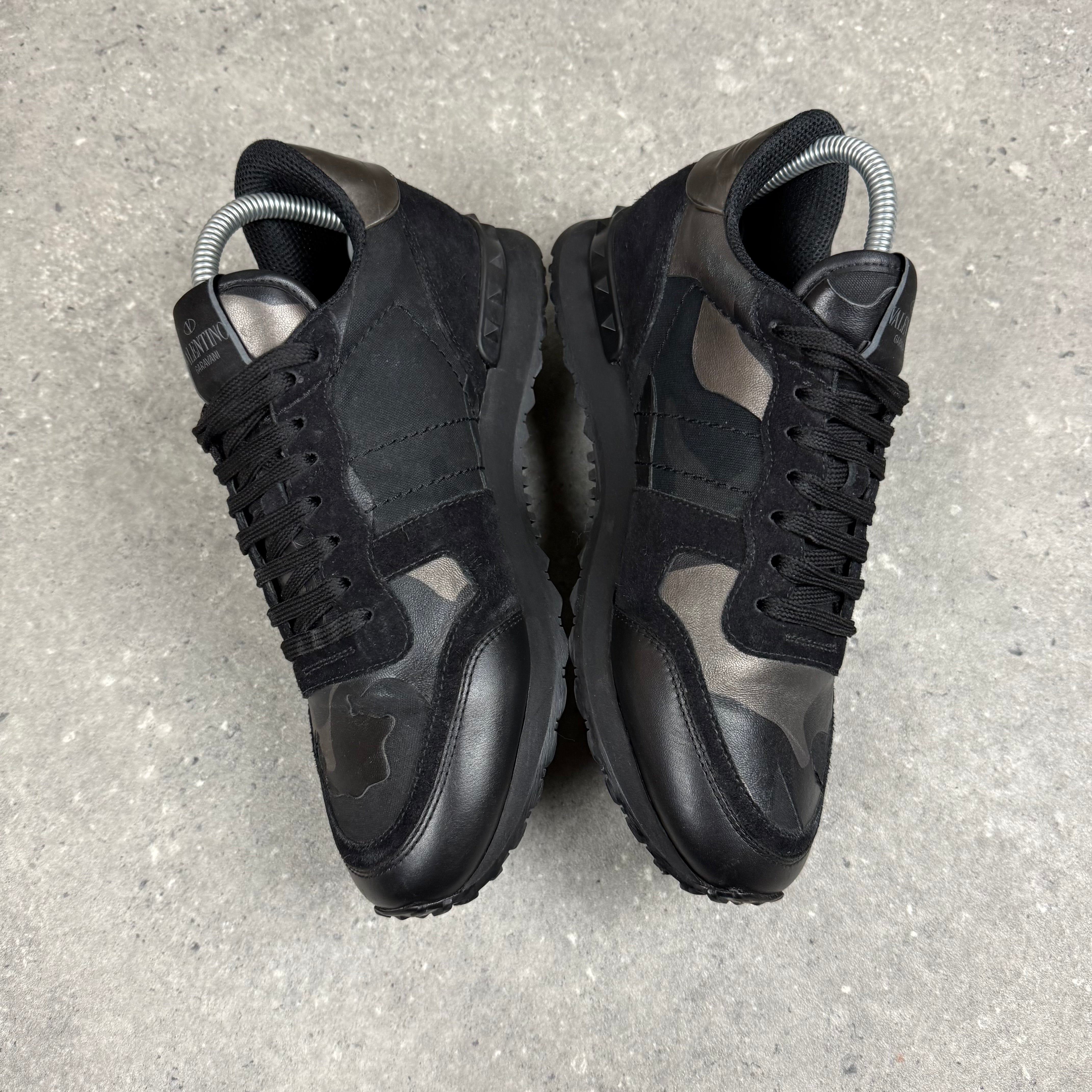 VALENTINO ROCKRUNNER - EU39 (FIT UK 6)