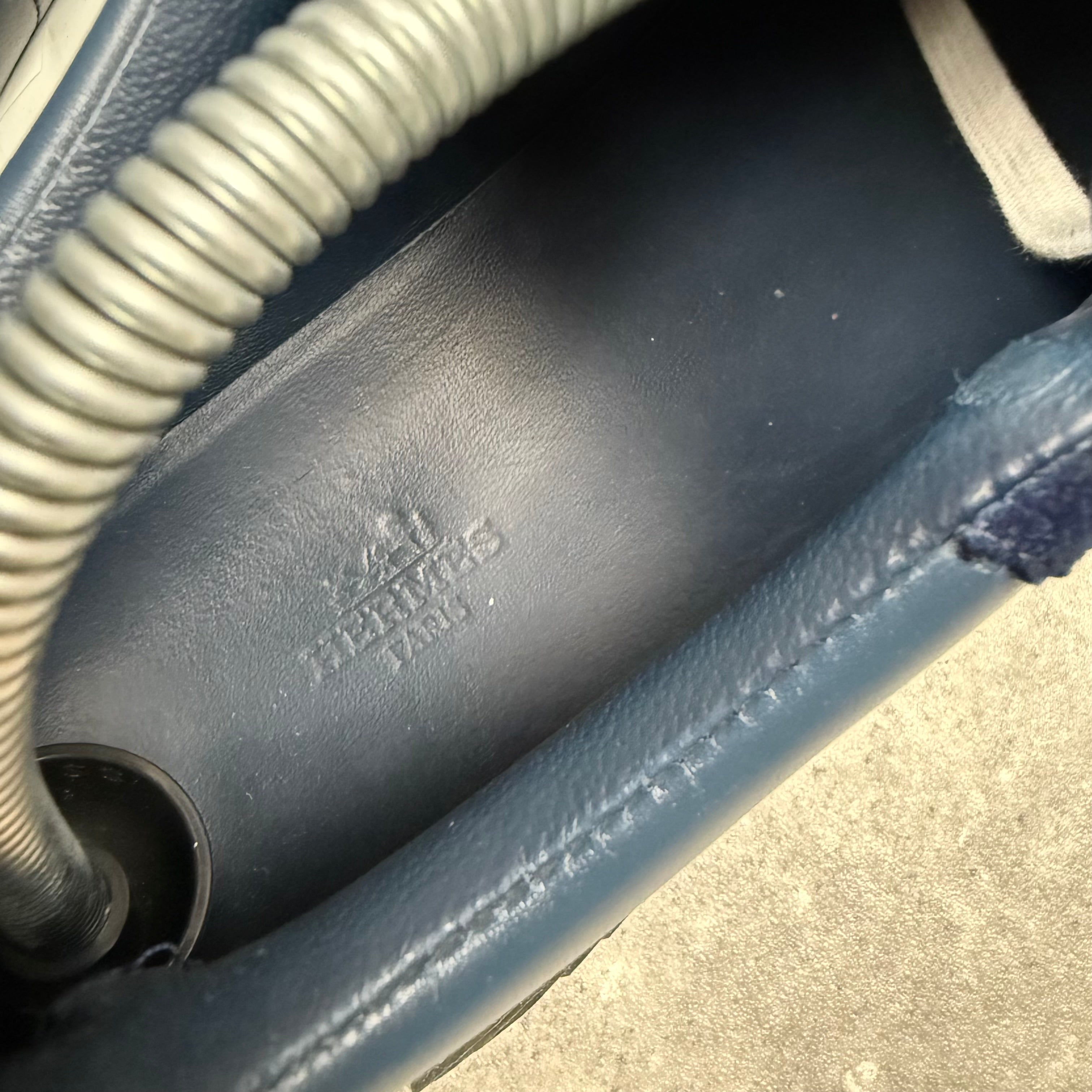 HERMES BOUNCING NAVY - EU43 / UK9