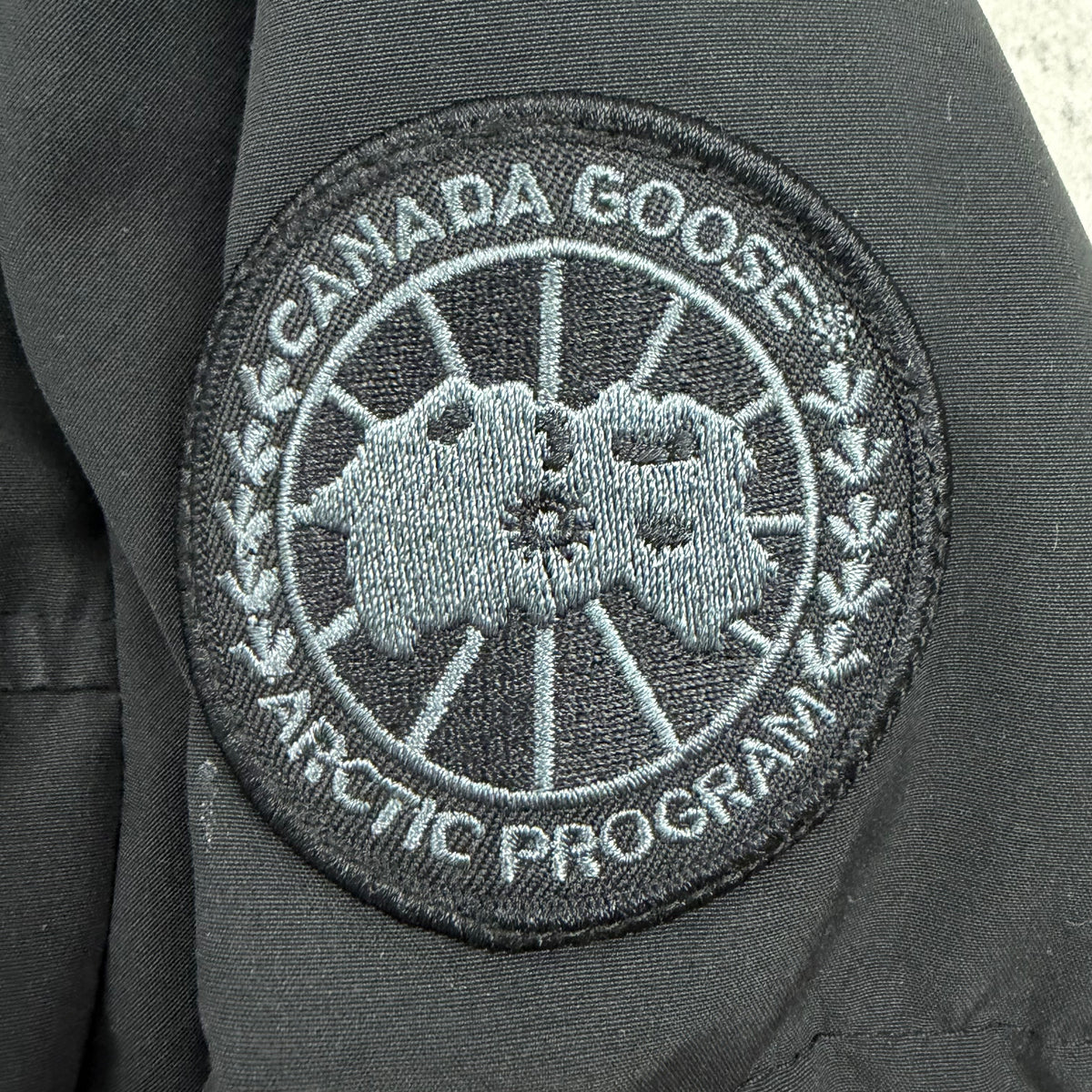 CANADA GOOSE MACMILLAN PARKA BLACK - (M)