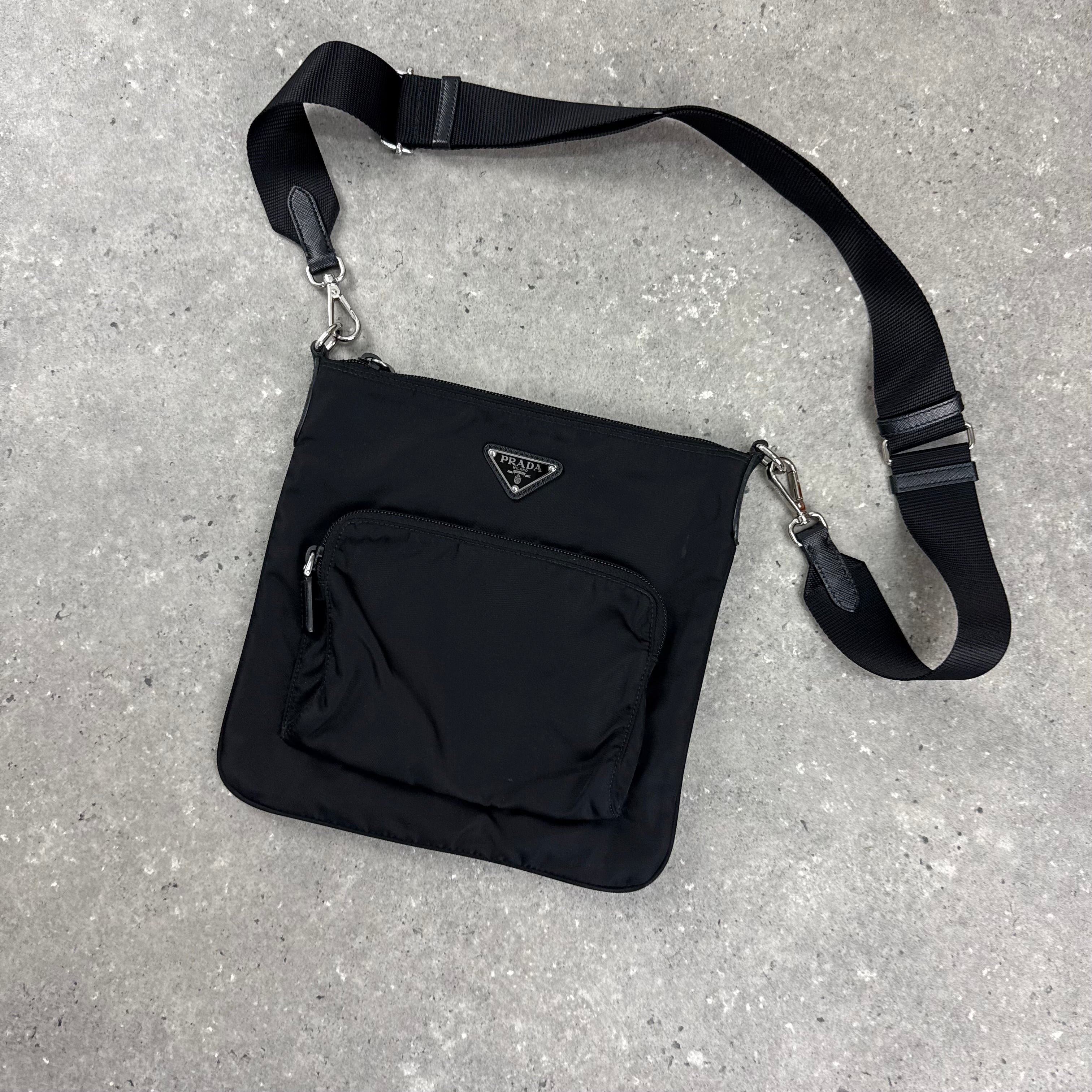 PRADA BERMUDA SHOULDER BAG