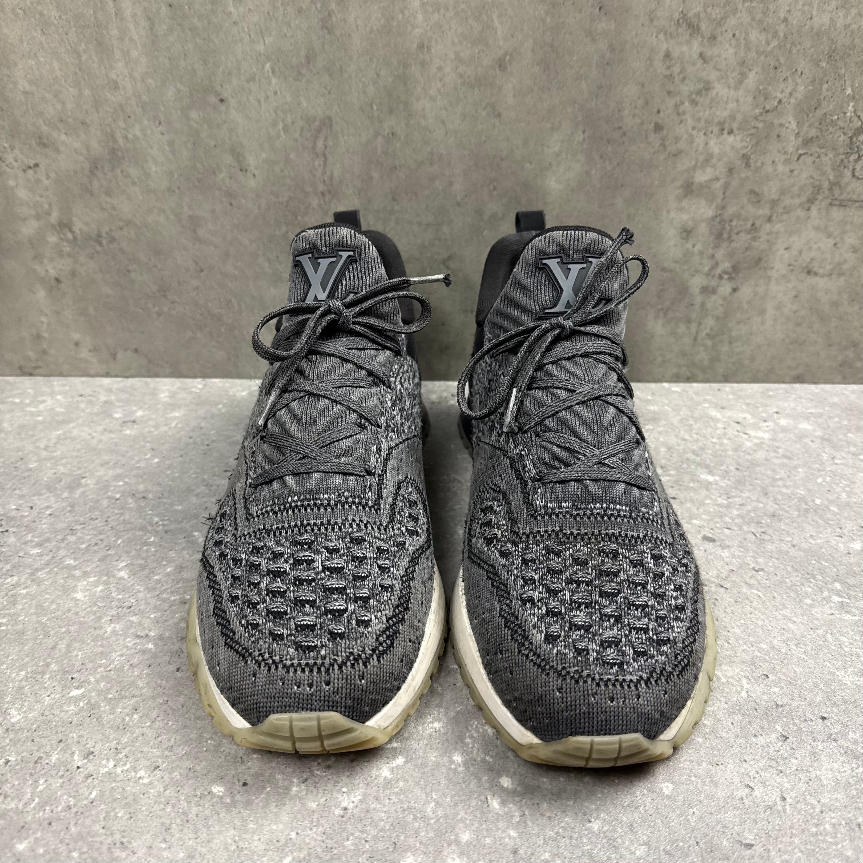 LOUIS VUITTON VNR GREY - EU 44 (FITS UK 11)