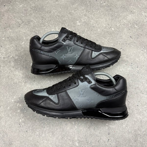 LOUIS VUITTON RUNAWAYS - EU42 (FITS UK 9)