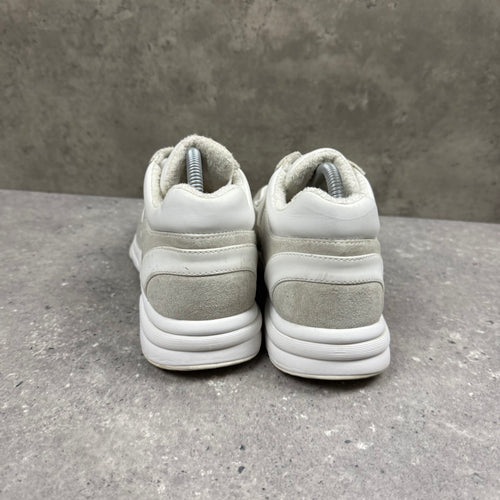 CHANEL RUNNERS WHITE -  (EU40 / UK6)
