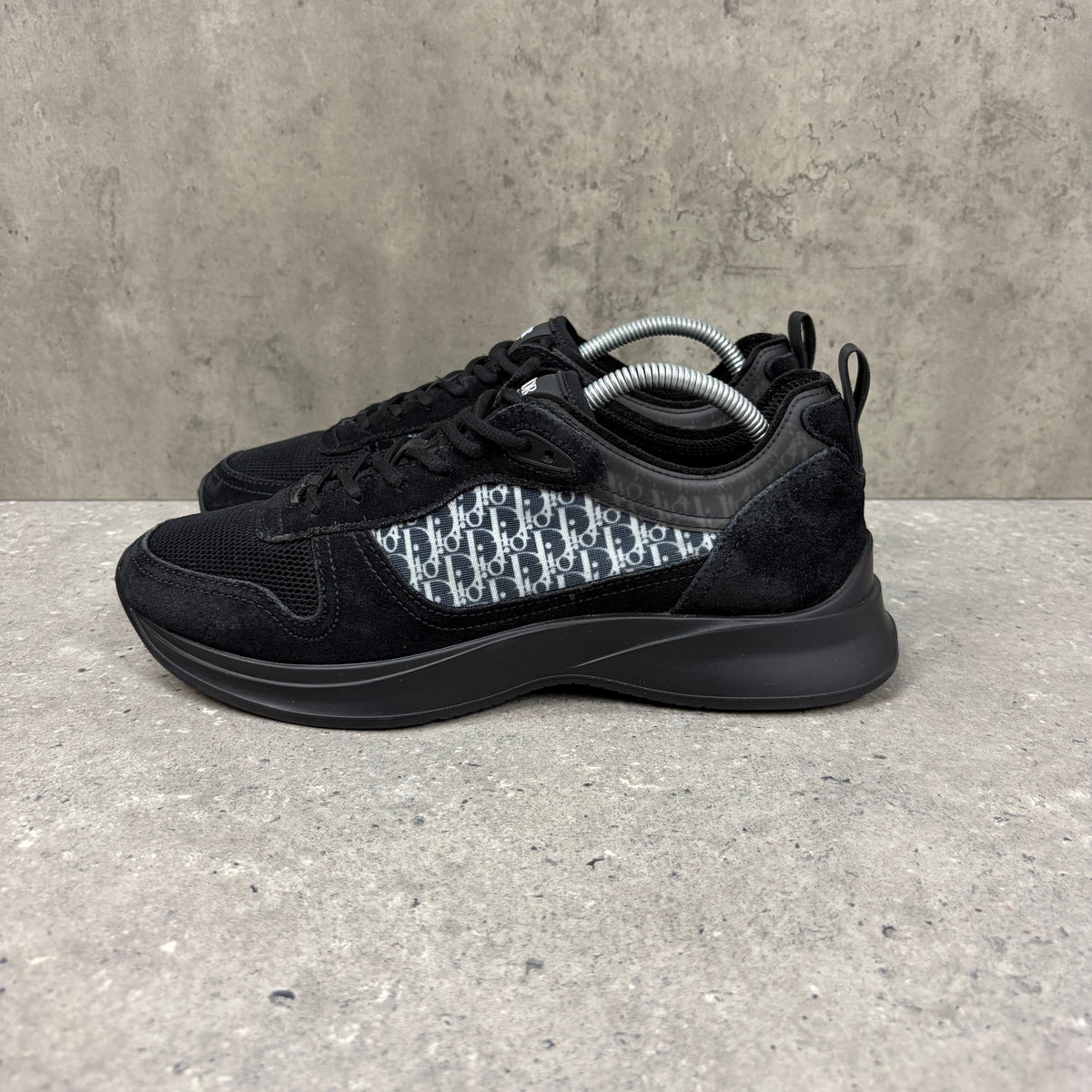 DIOR B25 BLACK - (EU43 / UK9)