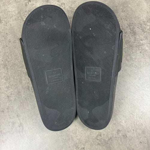 VALENTINO SLIDERS - (EU 41 / UK 7)