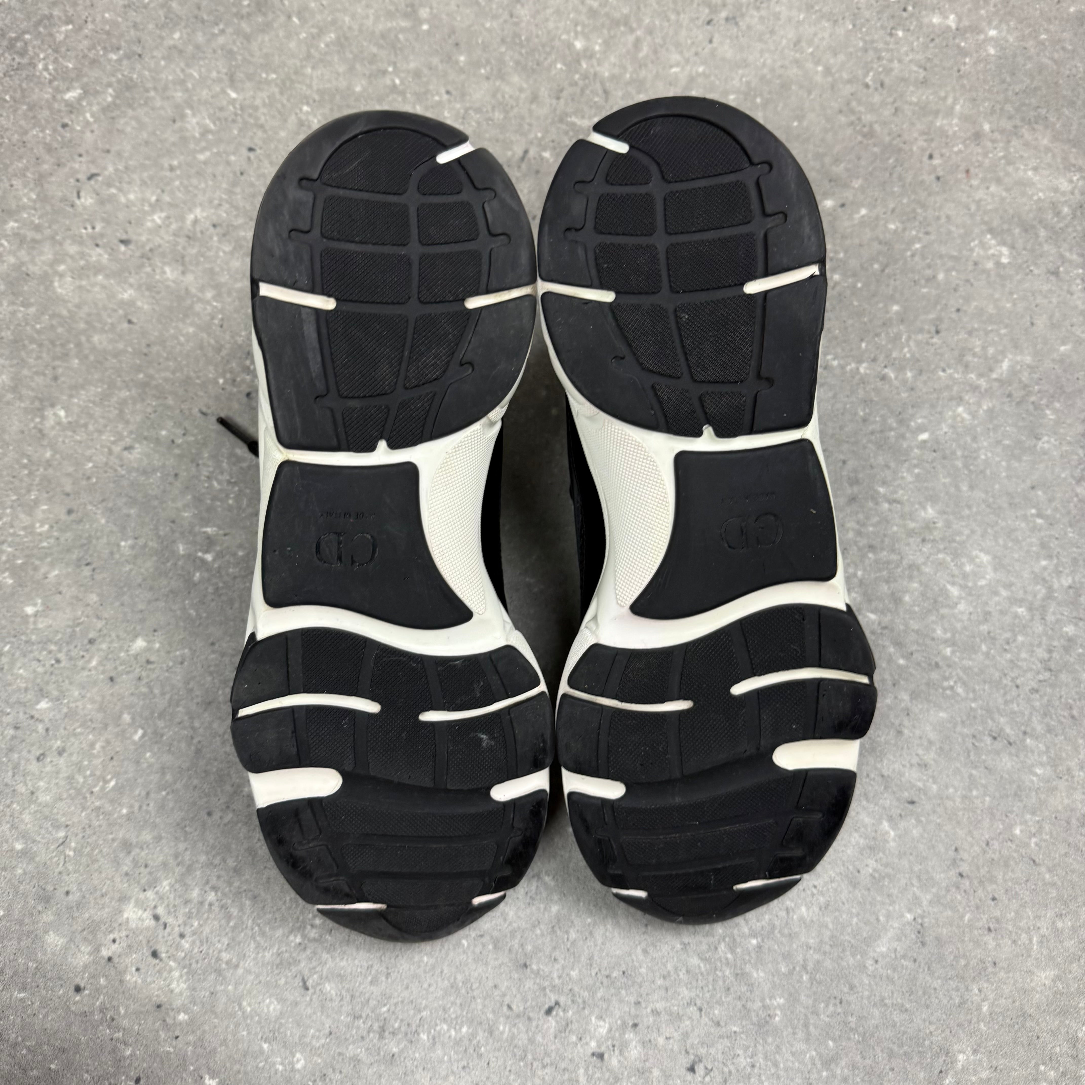 DIOR B22 BLACK - (EU44 / UK10)