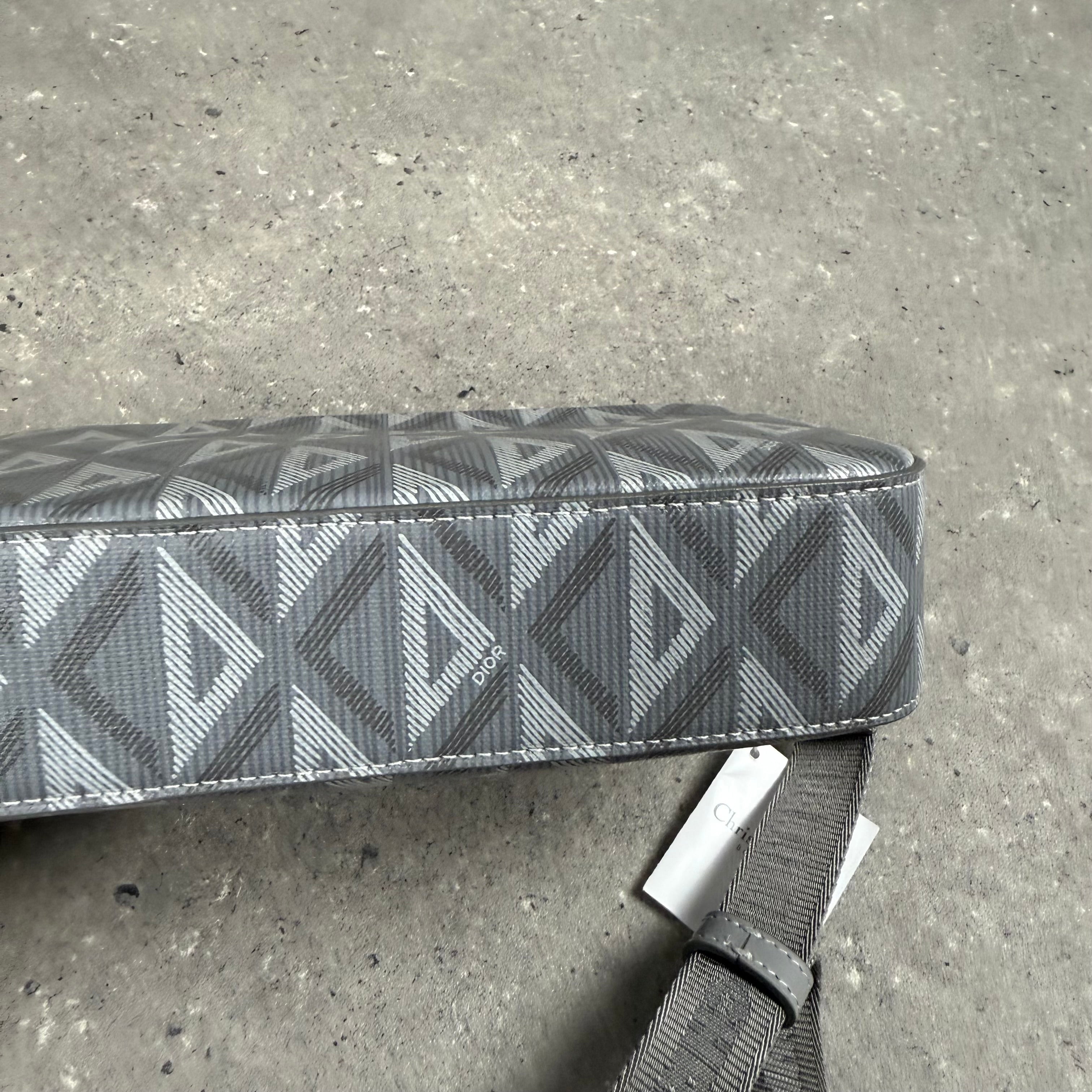 DIOR DIAMOND MESSENGER BAG - GREY