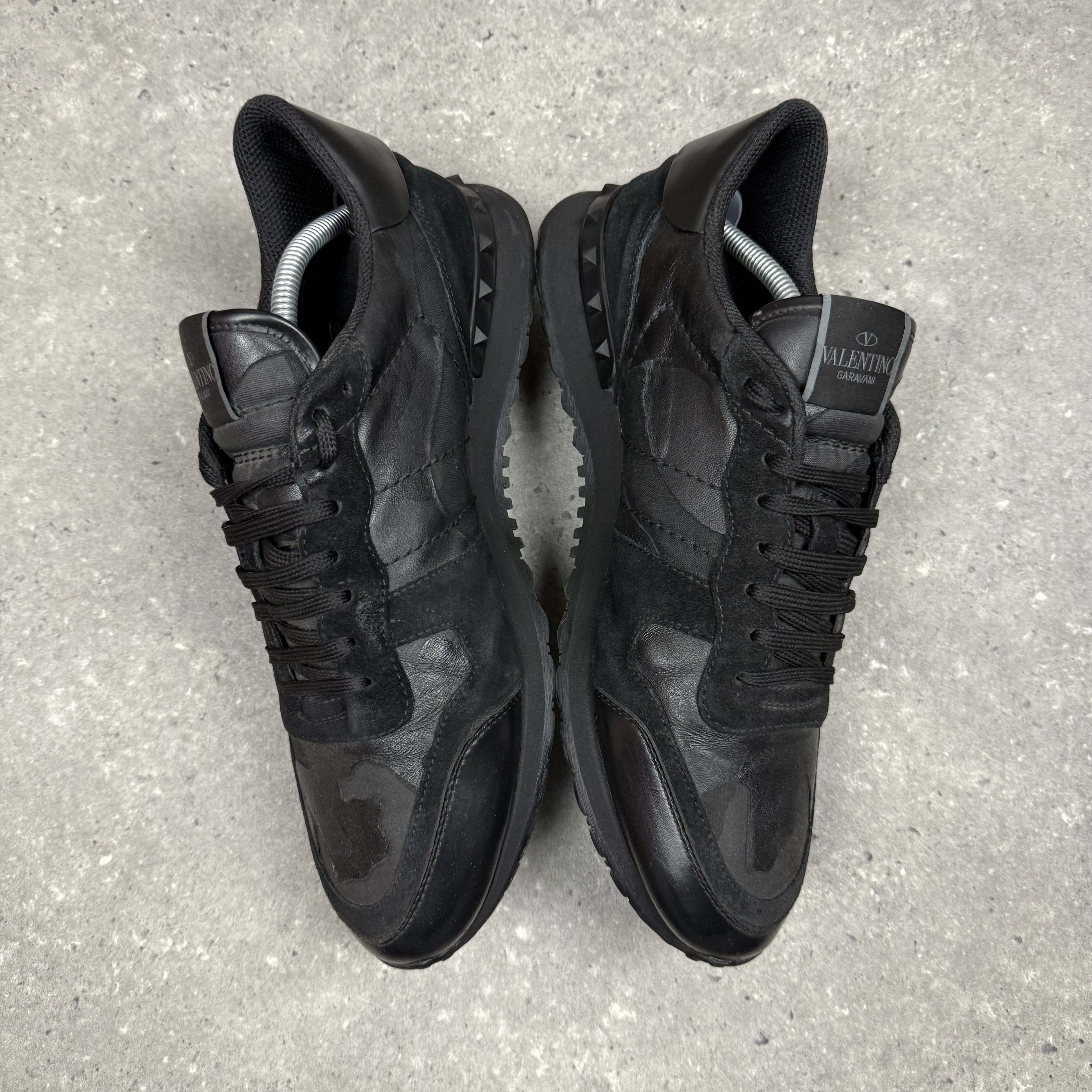 VALENTINO ROCKRUNNER BLACK - (EU45 / UK11)