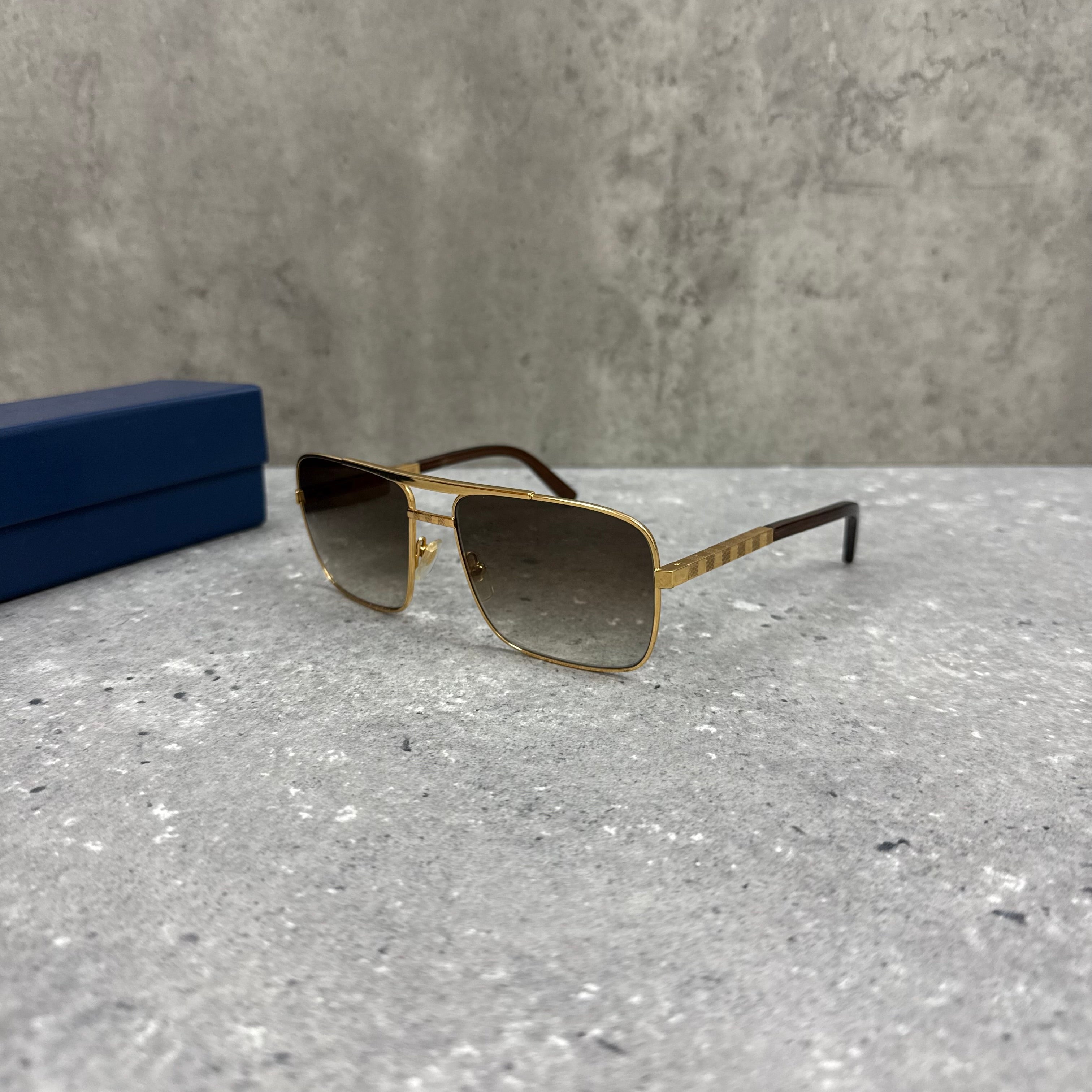 LOUIS VUITTON ATTITUDE SUNGLASSES - GOLD