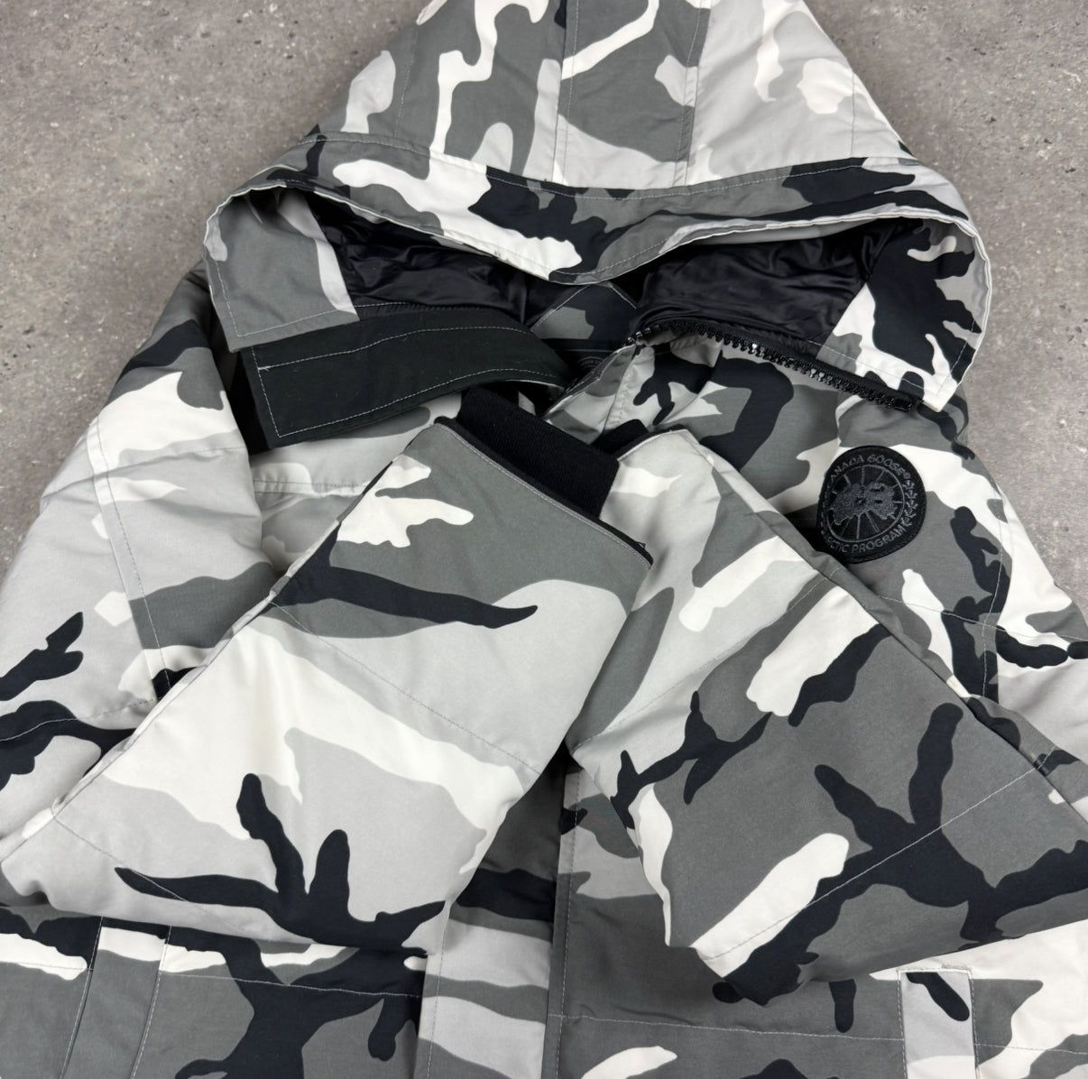 CANADA GOOSE MACMILAN PARKA ARCTIC CAMO - (M)