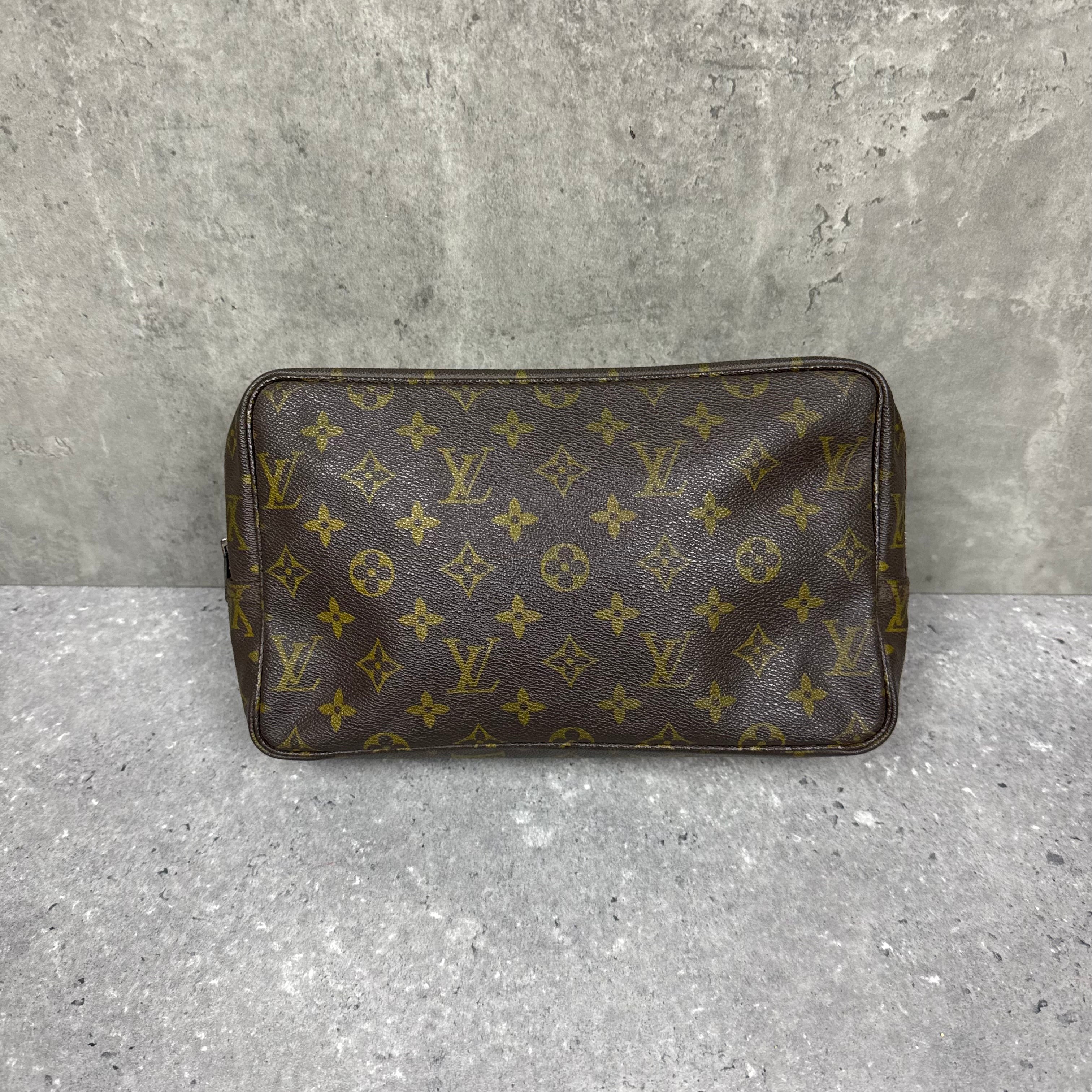 LOUIS VUITTON TOILETRY POUCH
