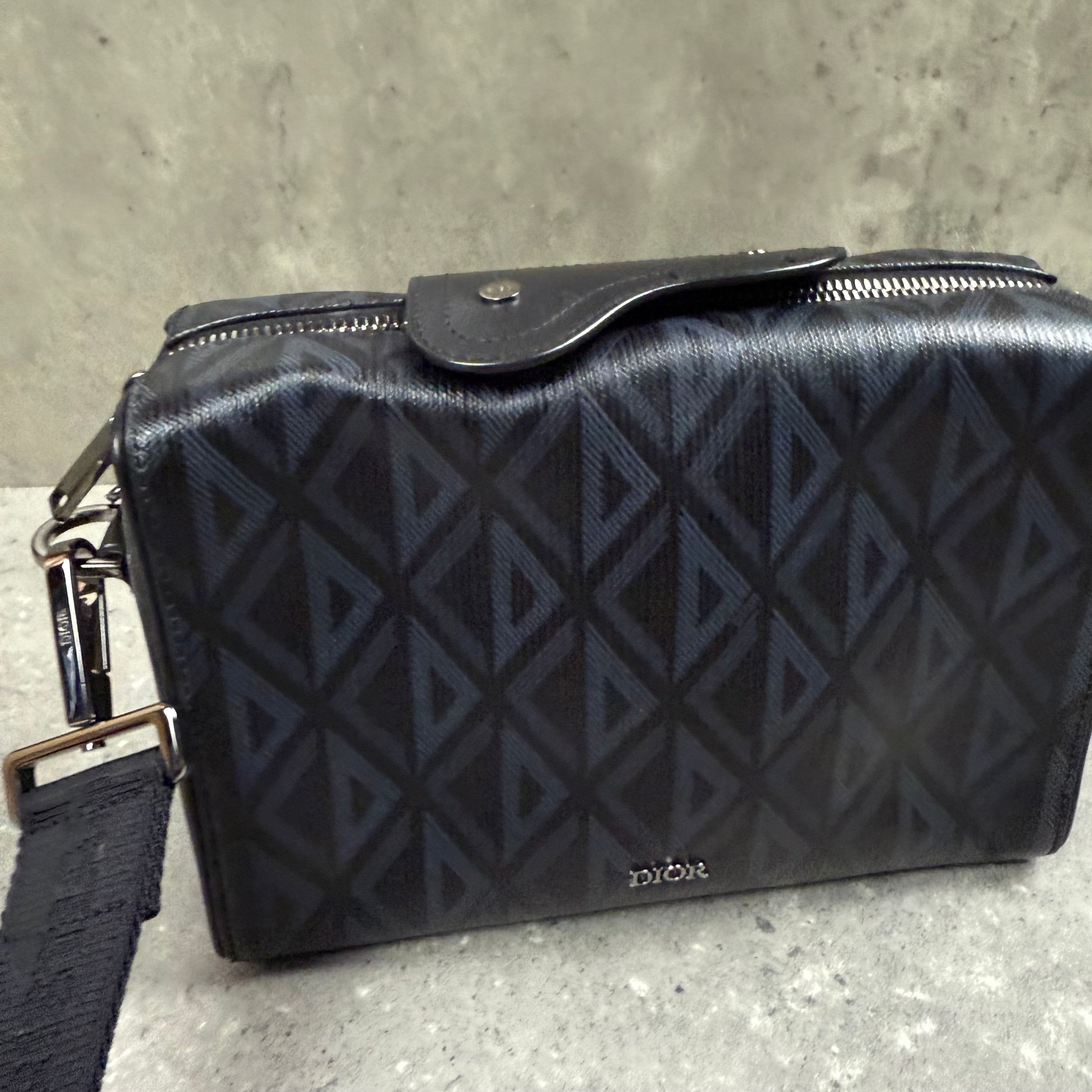 DIOR BLACK CD DIAMOND MESSENGER BAG