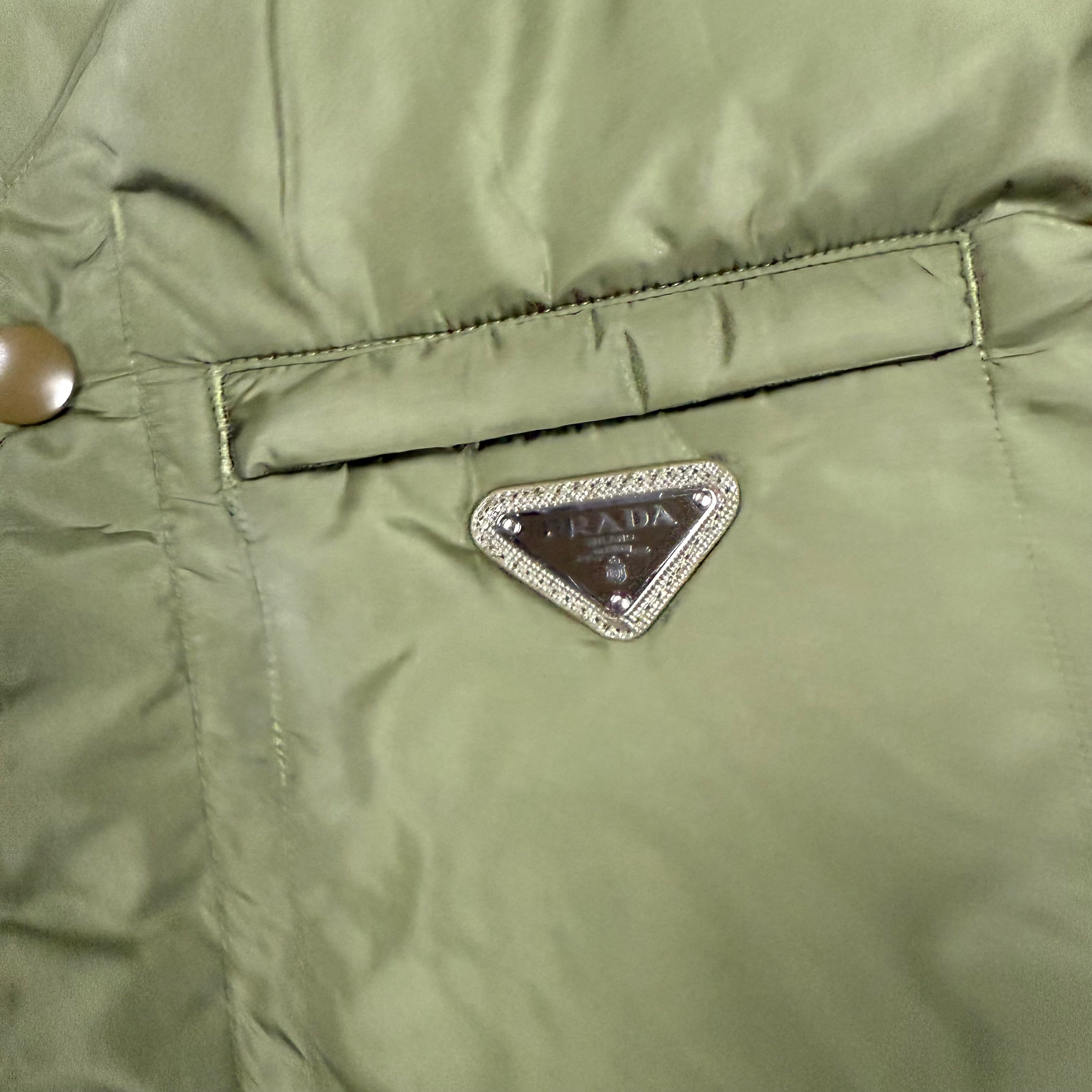 PRADA GILET - 50 (FITS M)