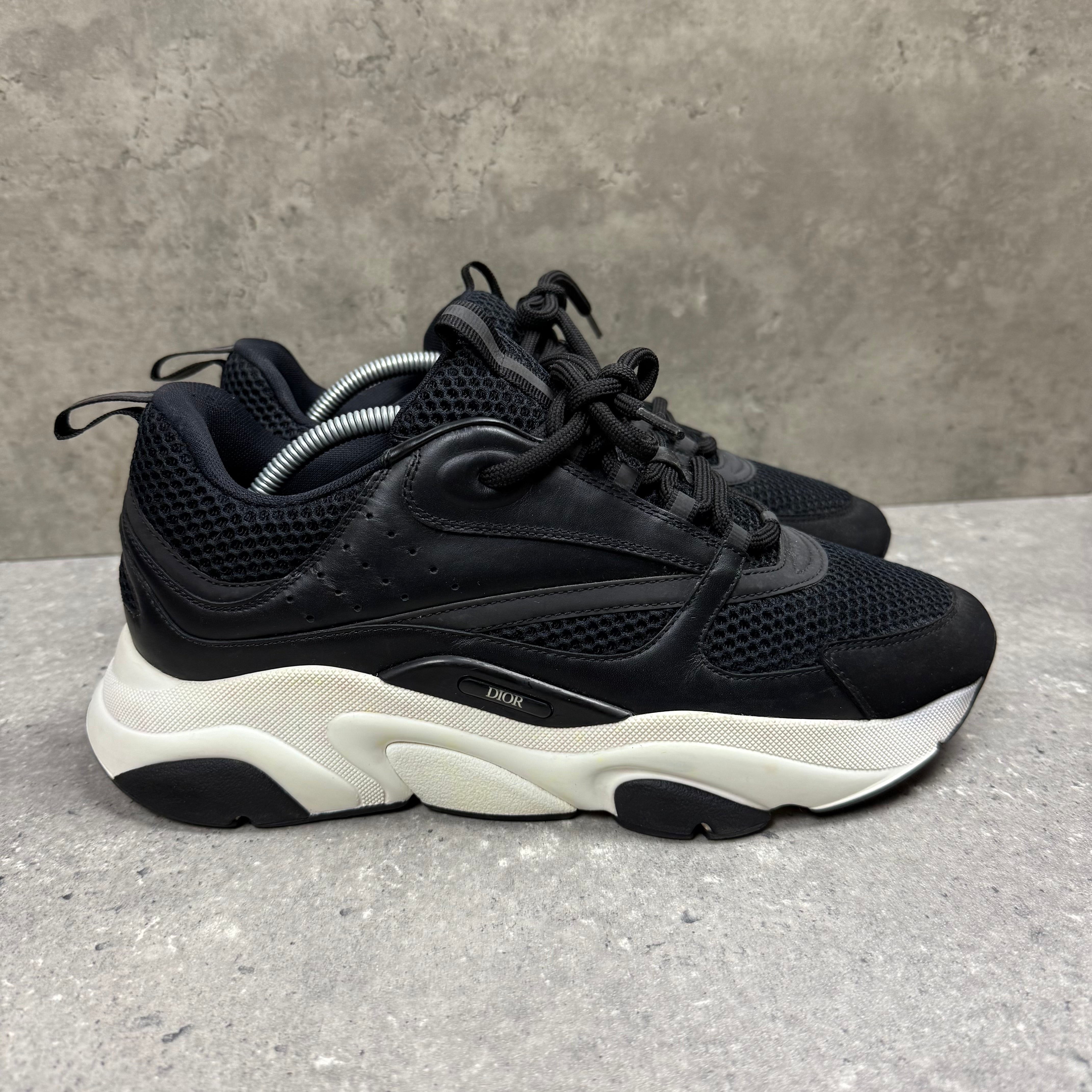 DIOR B22 BLACK - (EU44 / UK10)