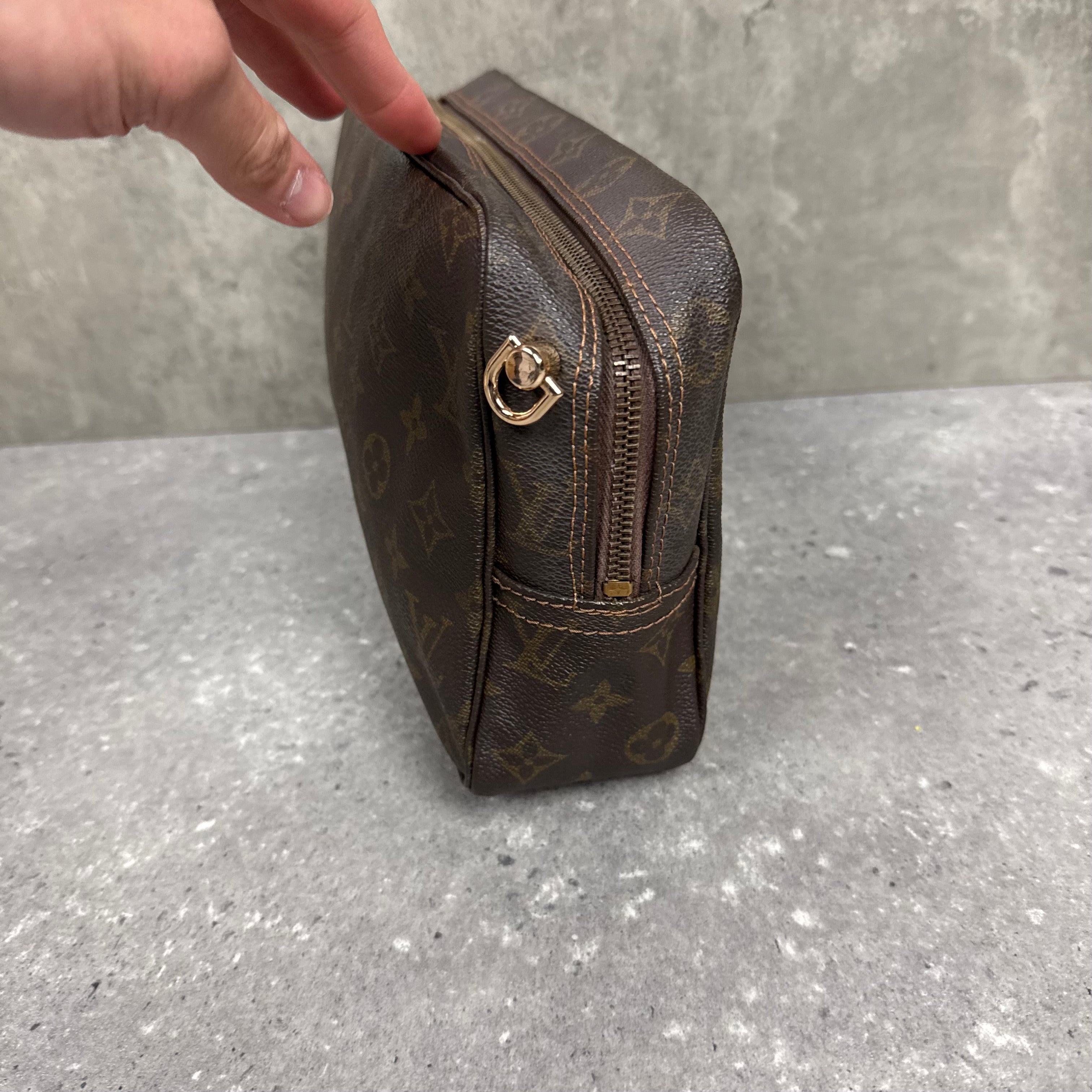 LOUIS VUITTON TOILETRY POUCH