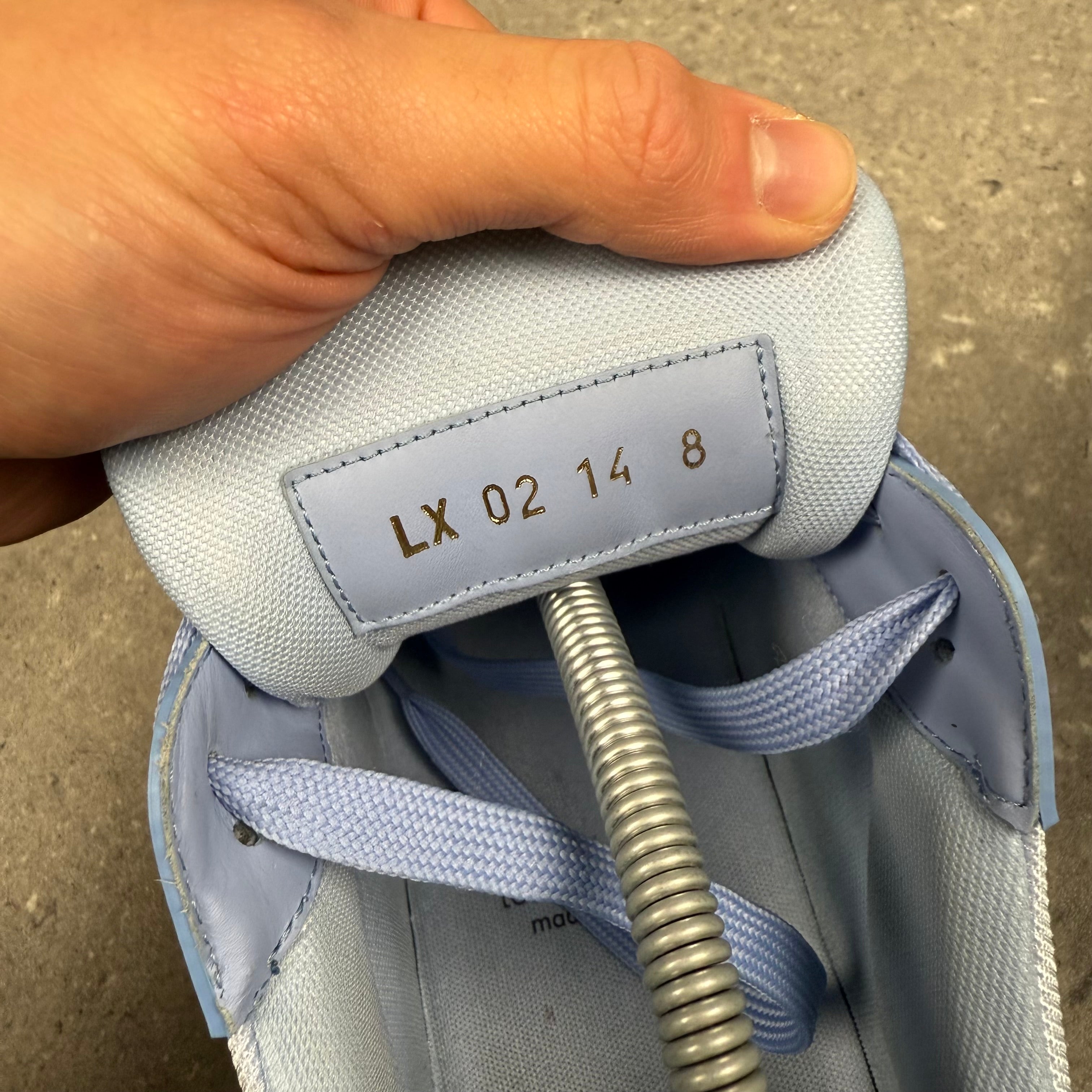 LOUIS VUITTON SNEAKERS BLUE - EU42 ( FITS UK 9 )