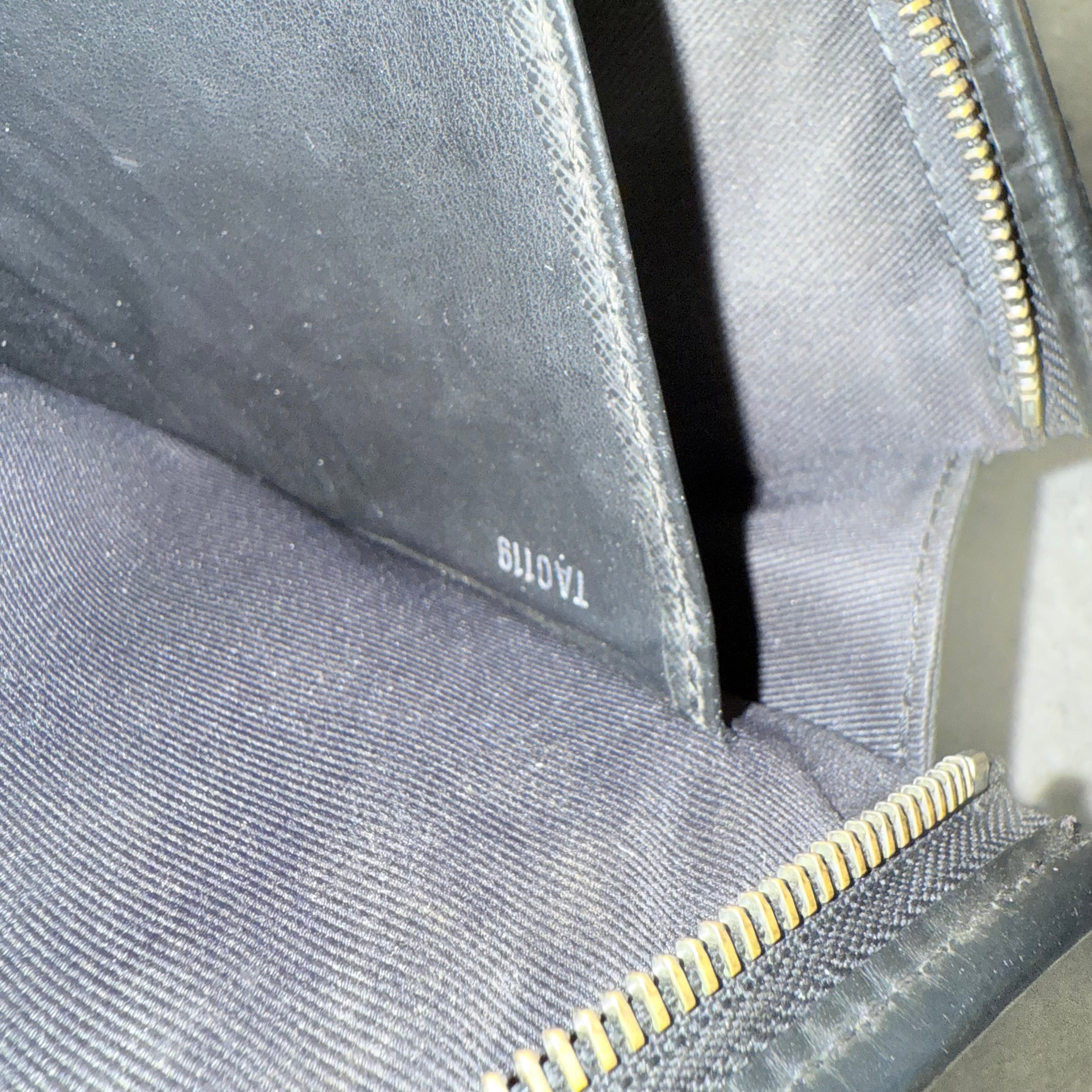 LOUIS VUITTON POCHETTE CLUTCH BAG