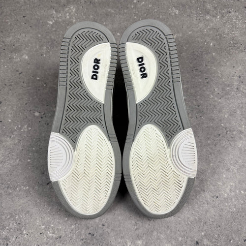 DIOR B27 WHITE - (EU 42 / UK 8)