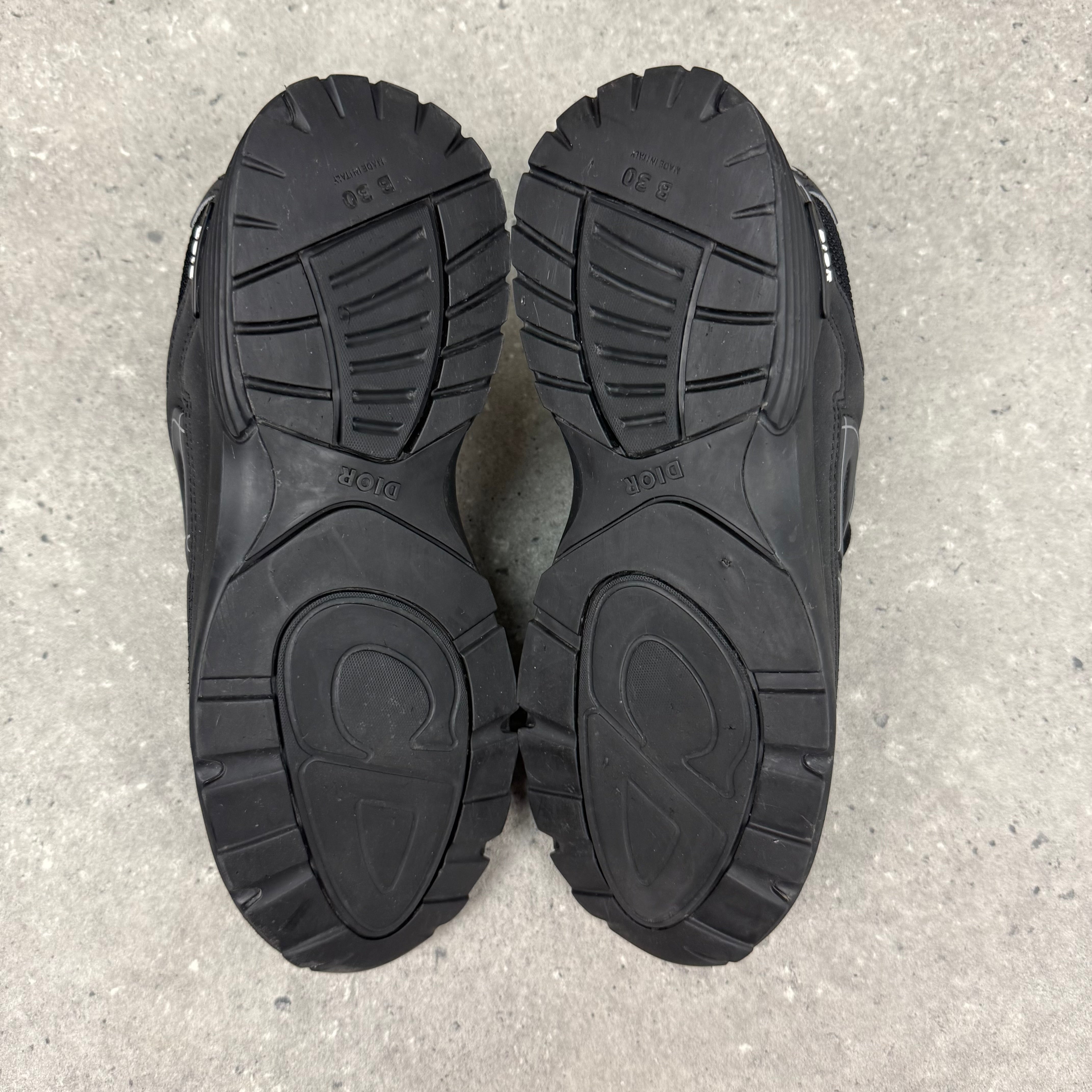 DIOR B30 BLACK - (EU42 / UK8)