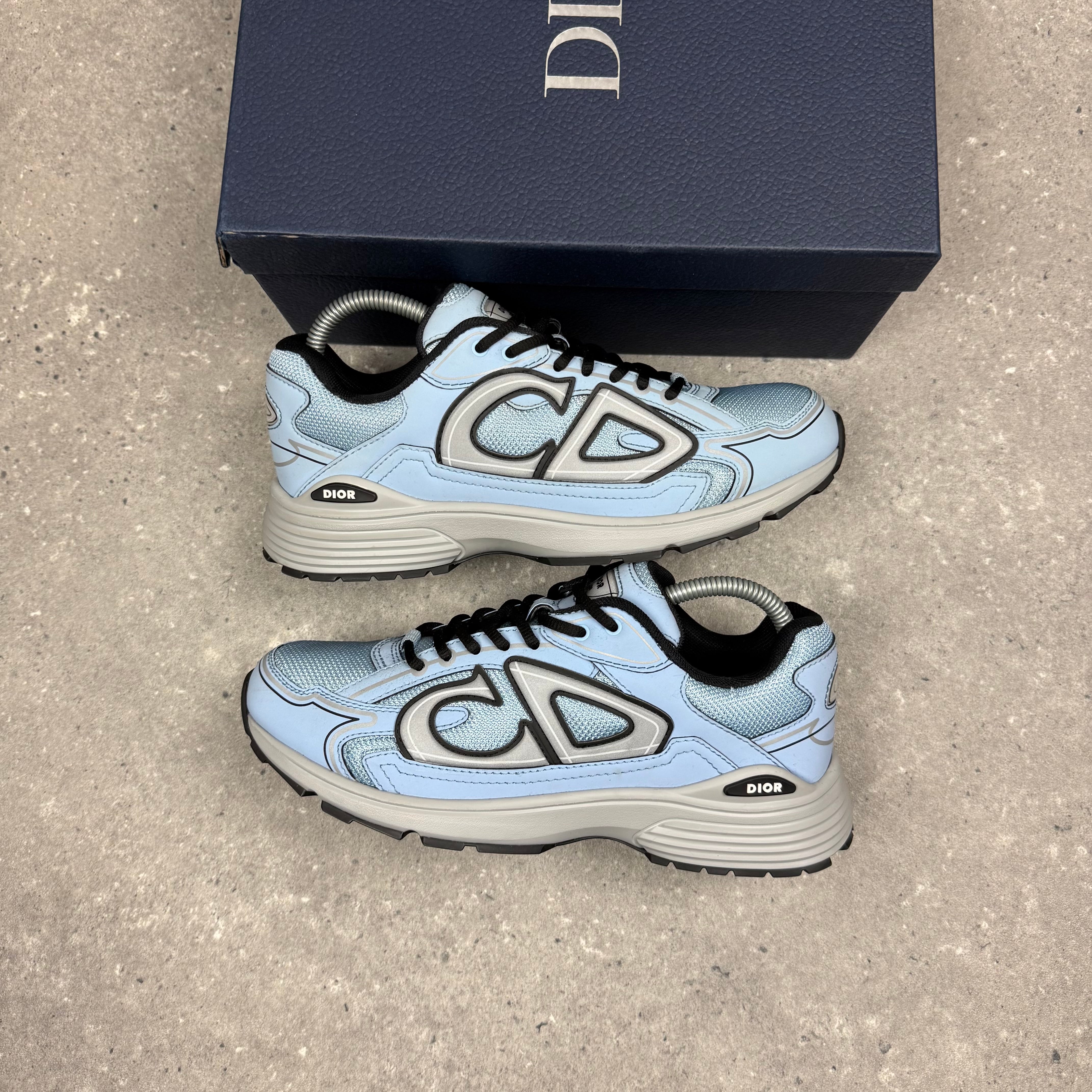 DIOR B30 LIGHT BLUE - (EU 40 / UK 6)