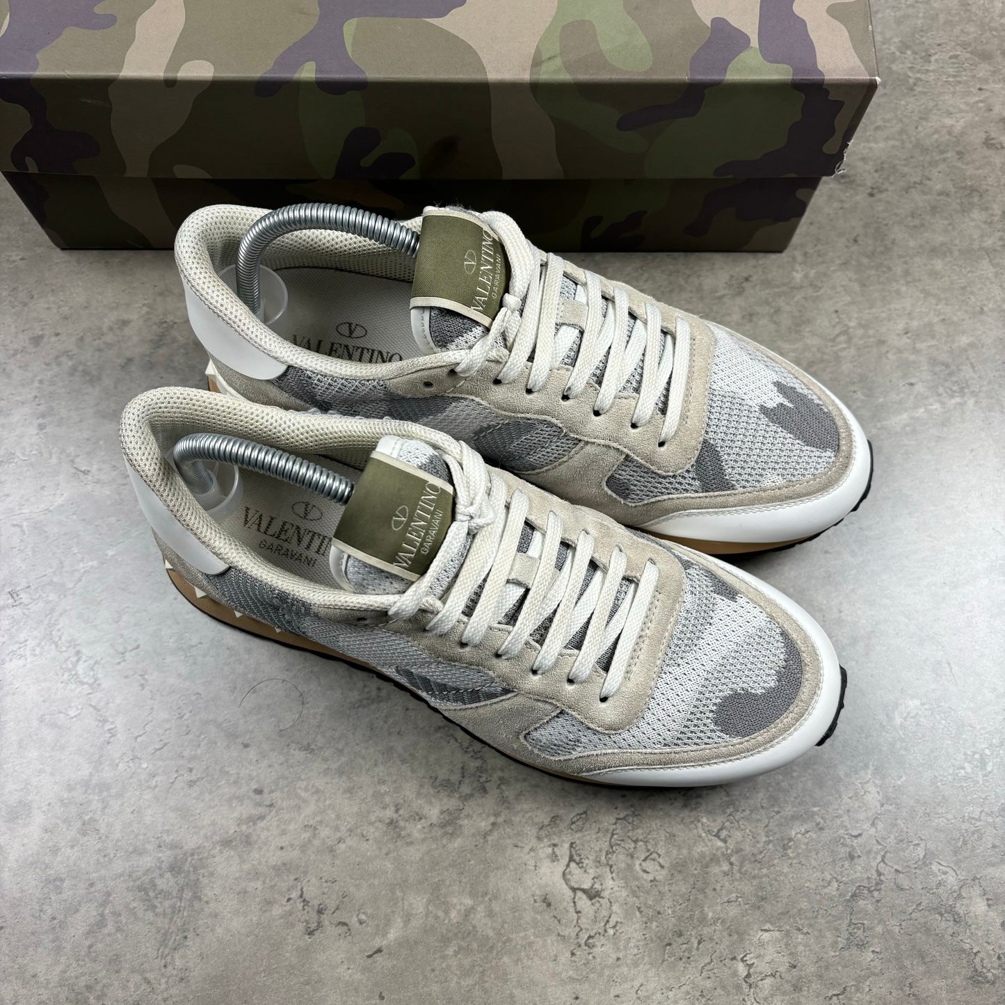 VALENTINO ROCKRUNNERS (FITS 7/8)