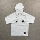 ASICS SPIRAL WINDRUNNER JACKET - WHITE