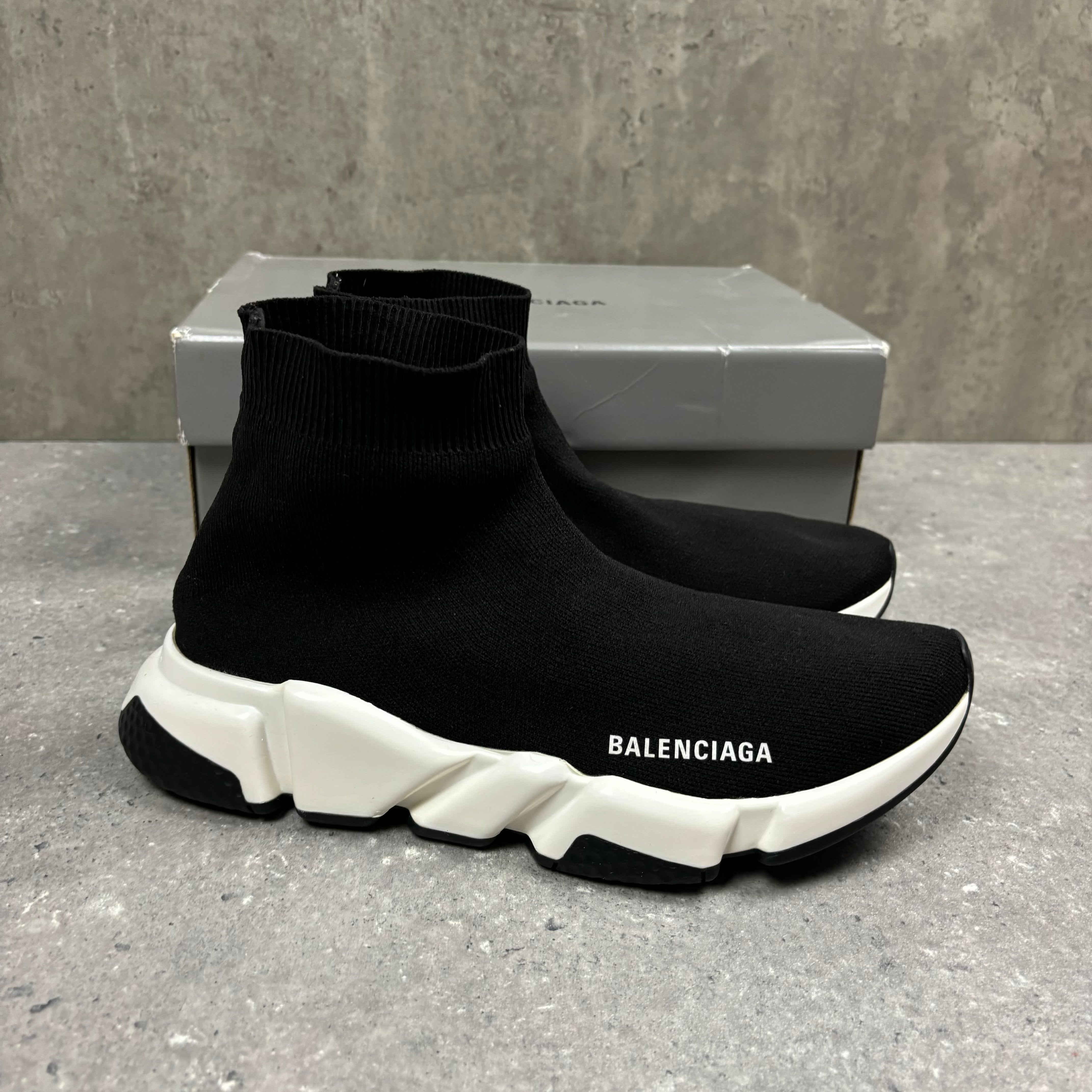 BALENCIAGA SPEED RUNNERS - EU41 (FIT UK 7.5)