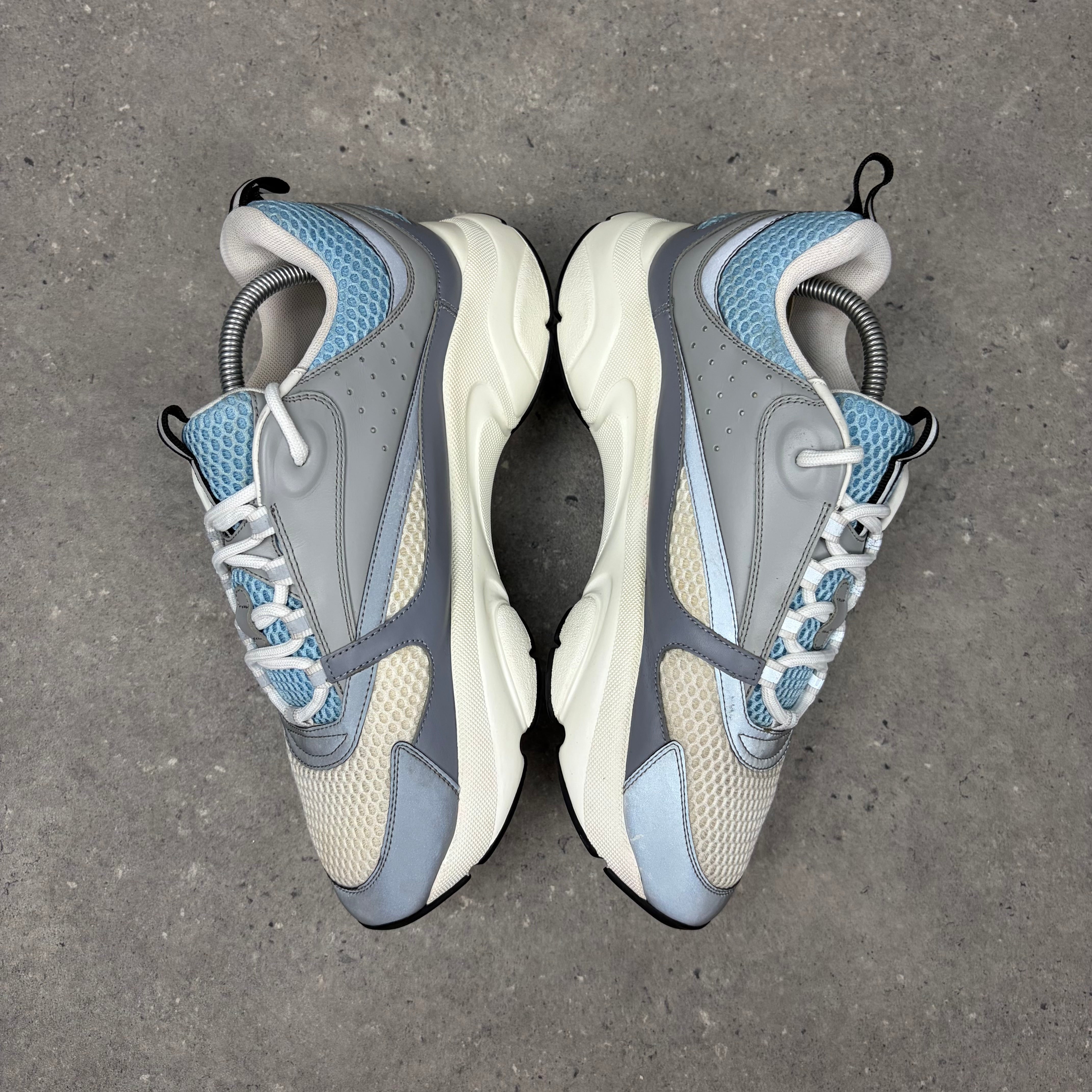 DIOR B22 BABY BLUE - (EU43 / UK9)