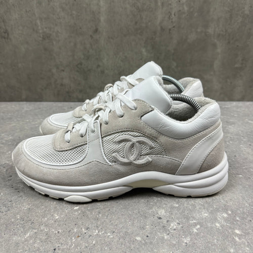 CHANEL CC RUNNERS -  (EU42 / UK8)