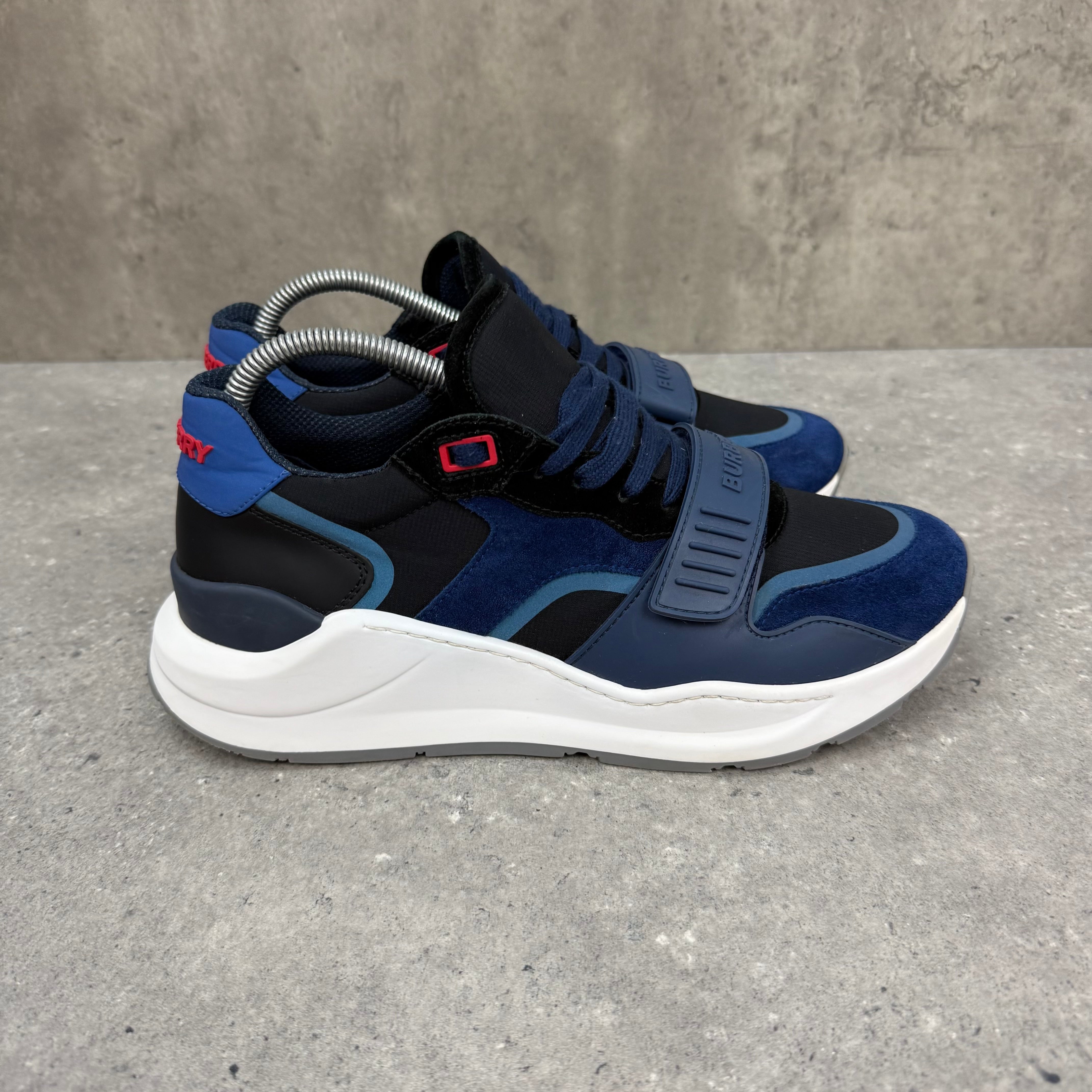 BURBERRY RAMSEY -  (EU41.5 / UK7.5)