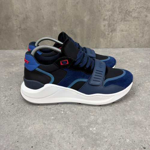 BURBERRY RAMSEY -  (EU41.5 / UK7.5)