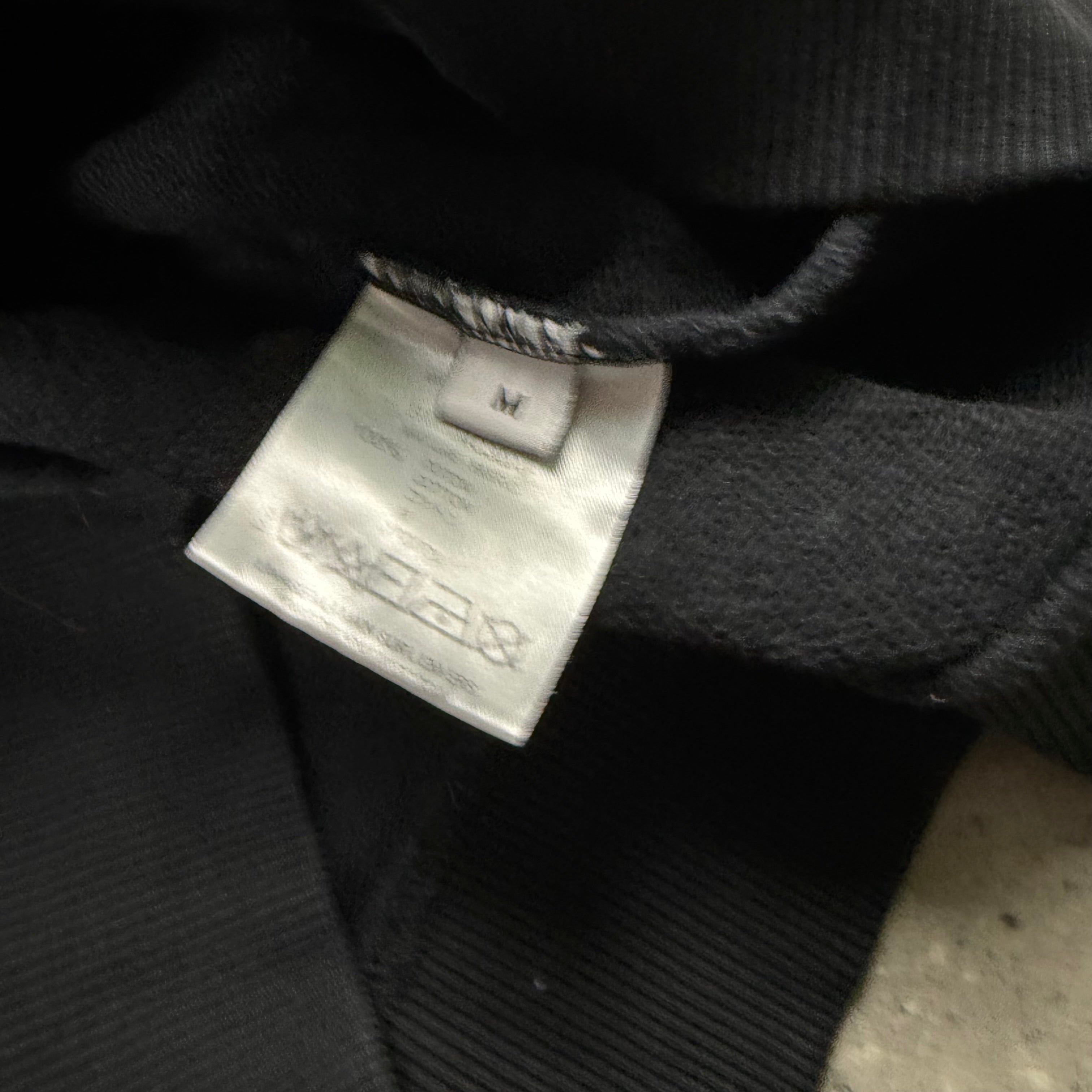 GIVENCHY HOODIE - (M)