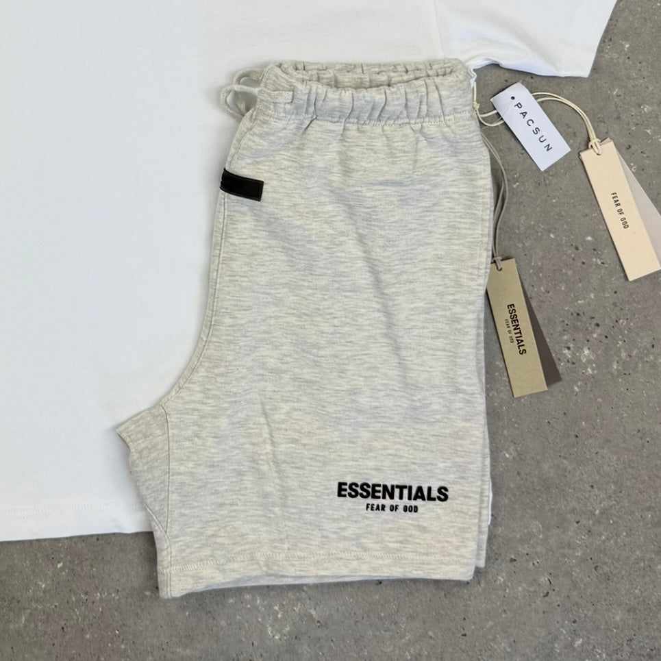 ESSENTIALS SS22 SHORTS - LIGHT OATMEAL