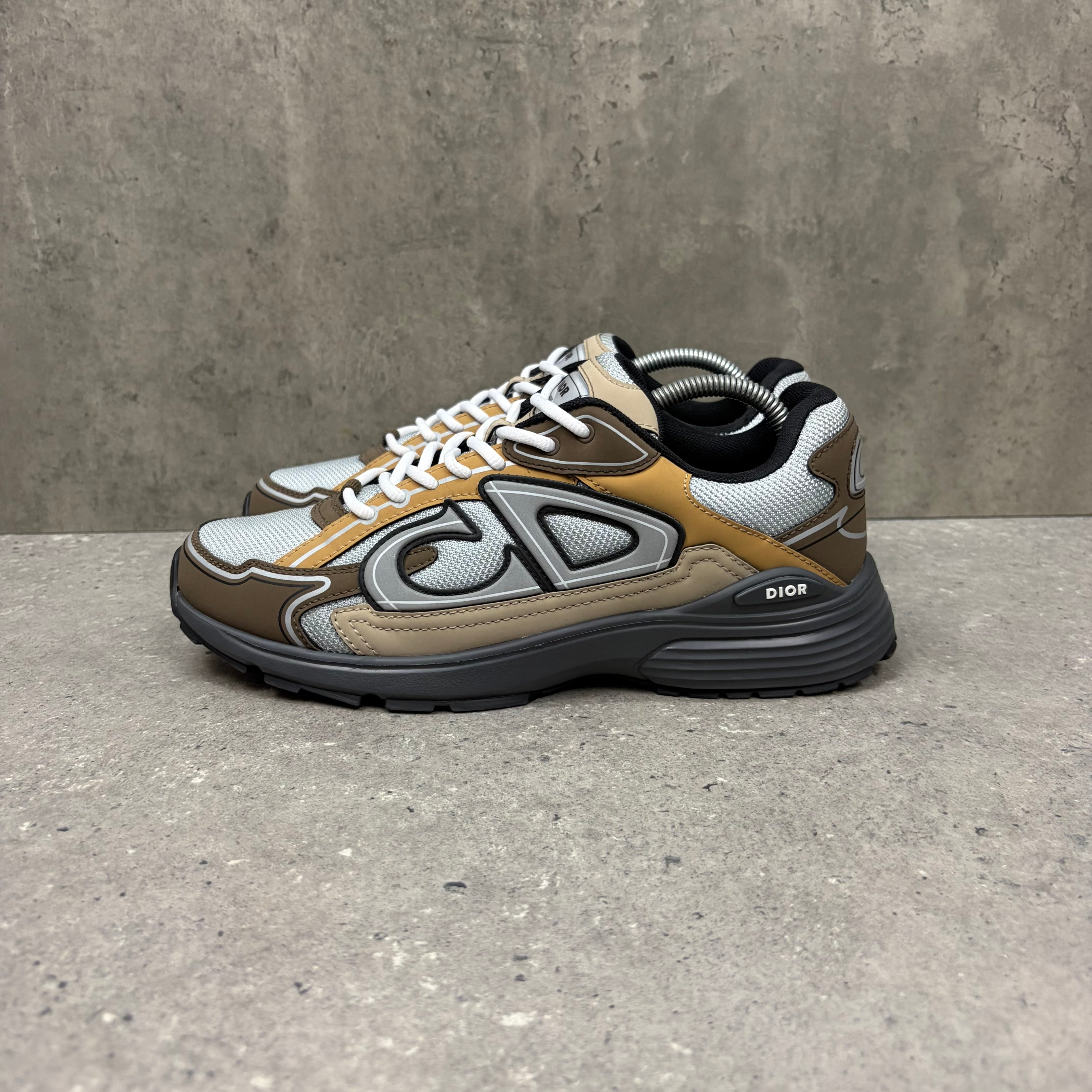 DIOR B30 BROWN STONE - (EU42 / UK8)