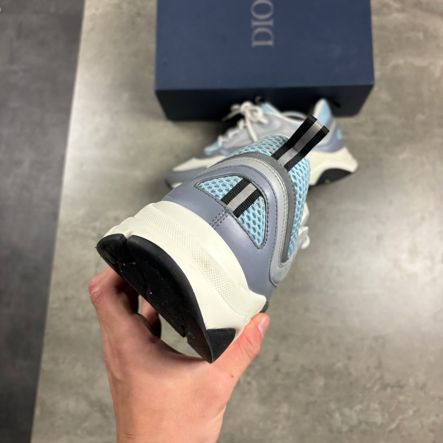 DIOR B22 TRAINERS - BABY BLUE (FITS 11)