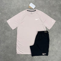NIKE ADV STRIDE T-SHIRT & SHORTS SET - PINK FOAM / BLACK