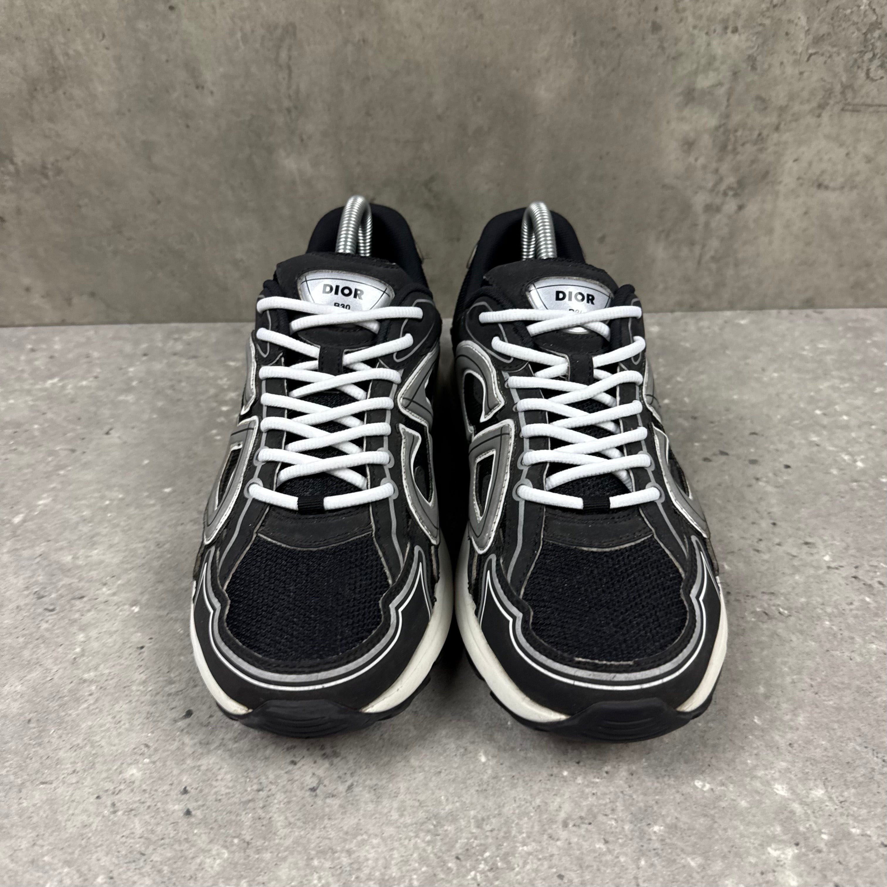 DIOR B30 BLACK/WHITE - (EU 41 / UK 7)