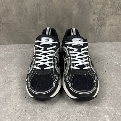 DIOR B30 BLACK/WHITE - (EU 41 / UK 7)