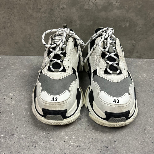 BALENCIAGA TRIPLE S - (EU43 / UK9)