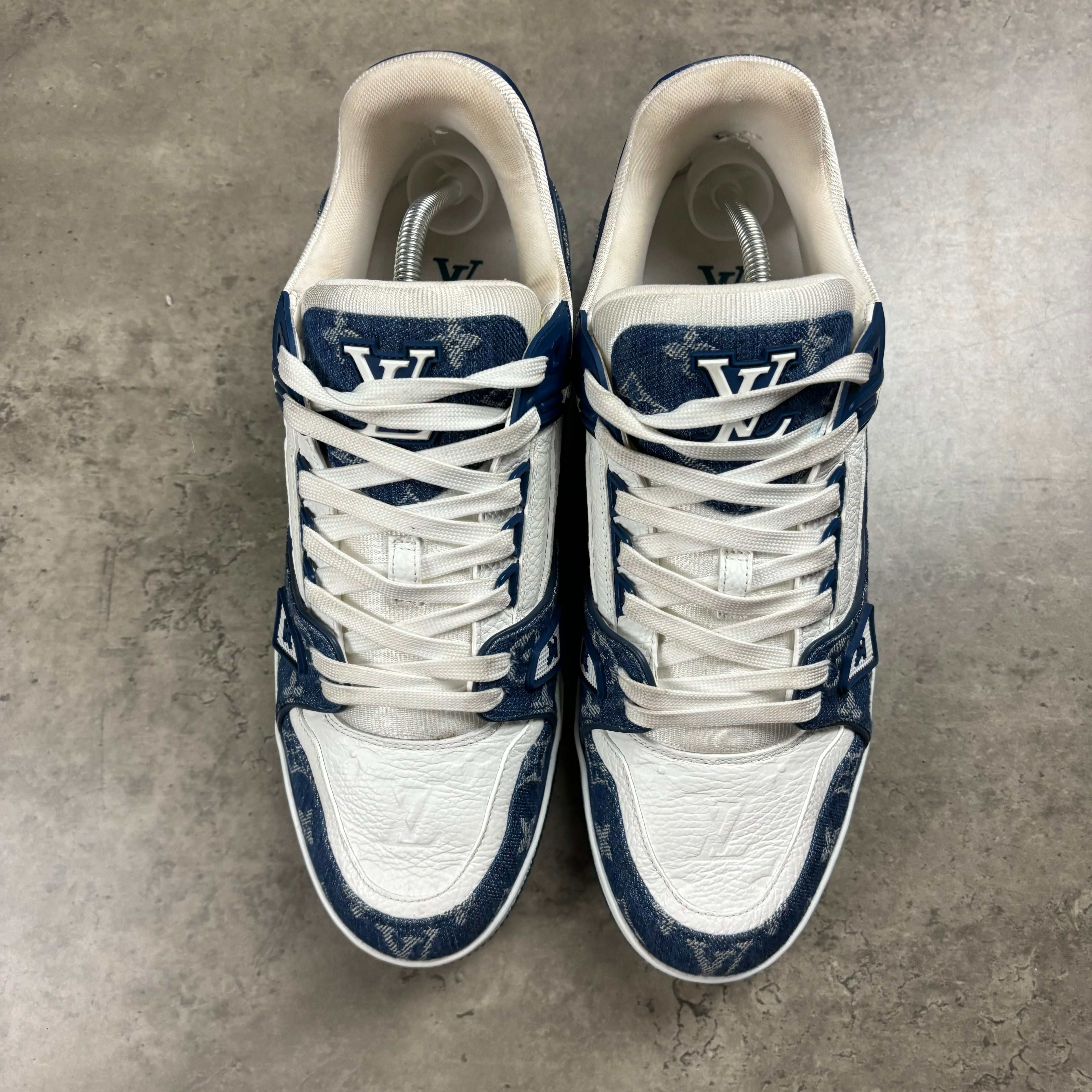 LOUIS VUITTON DENIMS - EU 44 (FITS UK 11)