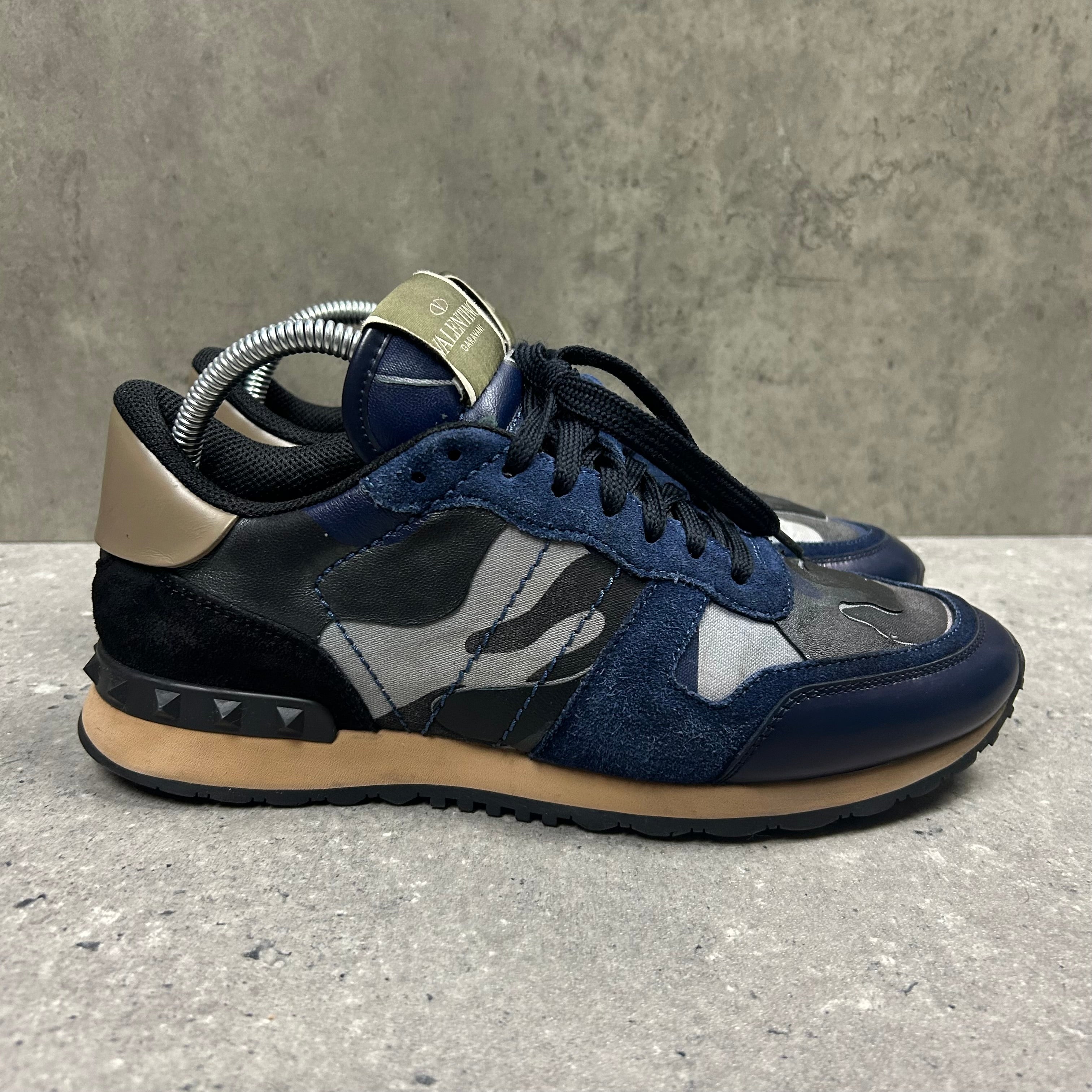 VALENTINO ROCKRUNNER - (EU 41 / UK 7)