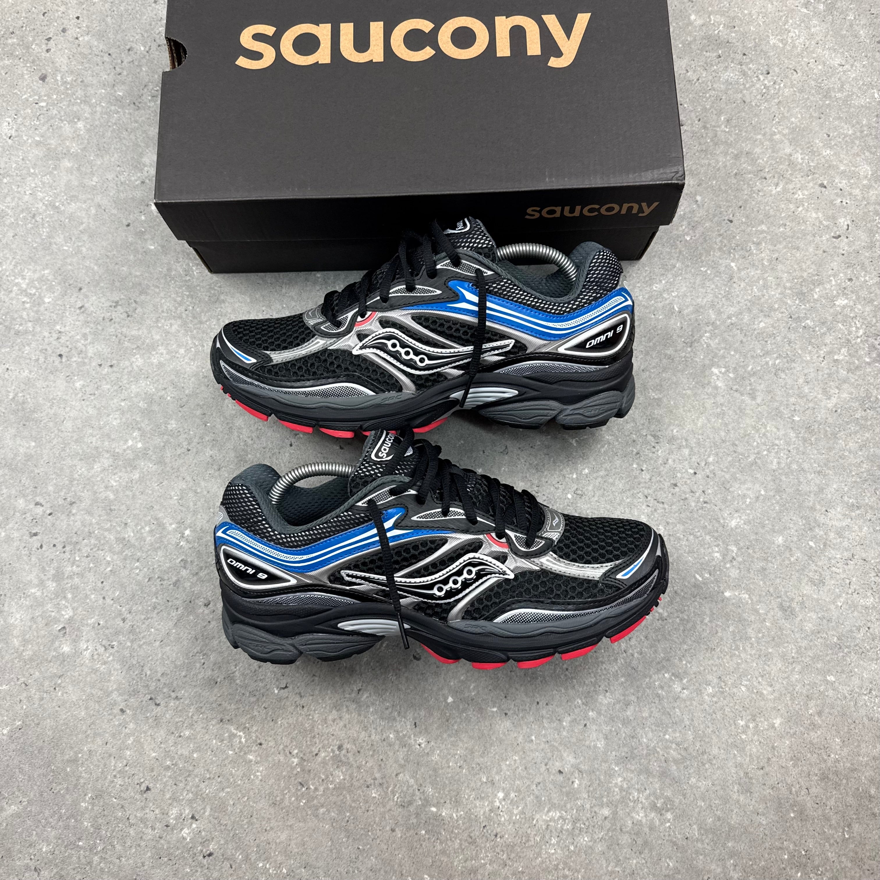 SAUCONY OMNI PRO GRID 9 - BLACK/MULTI