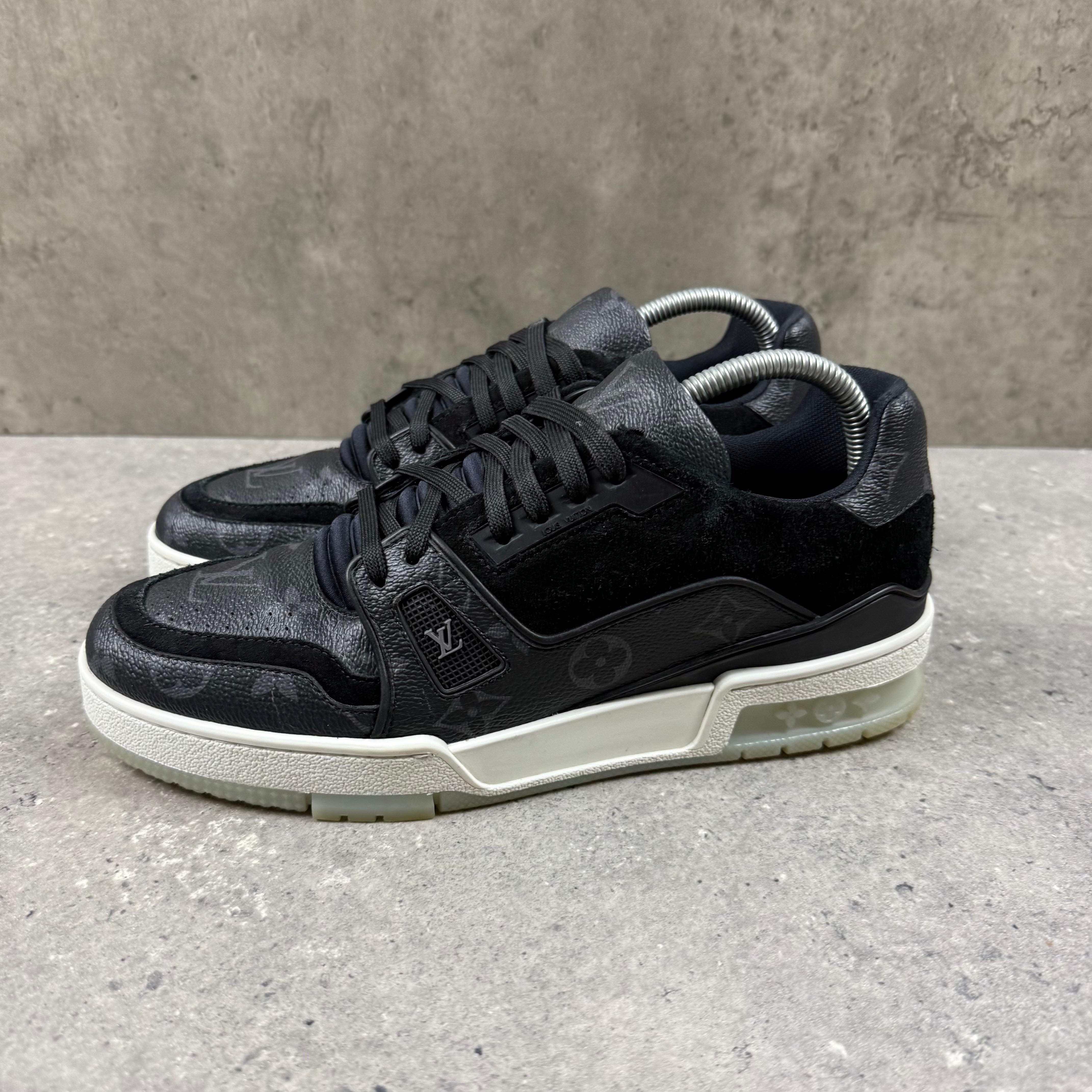 LOUIS VUITTON MONOGRAM ECLIPSE SNEAKERS - EU40 (FITS UK 7)